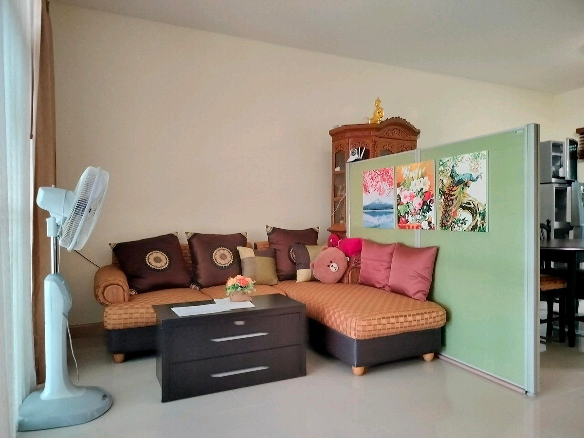 ขายทาวน์โฮมลาดกระบัง สุวรรณภูมิ : ขายด่วน ราคาดีสุดในโครงการ
กัสโต้ บางนา-สุวรรณภูมิ 3 นอน 3 น้ำ 1 ห้องทำงาน 2 จอด 
Tel: 083-966-3665 คุณแอน