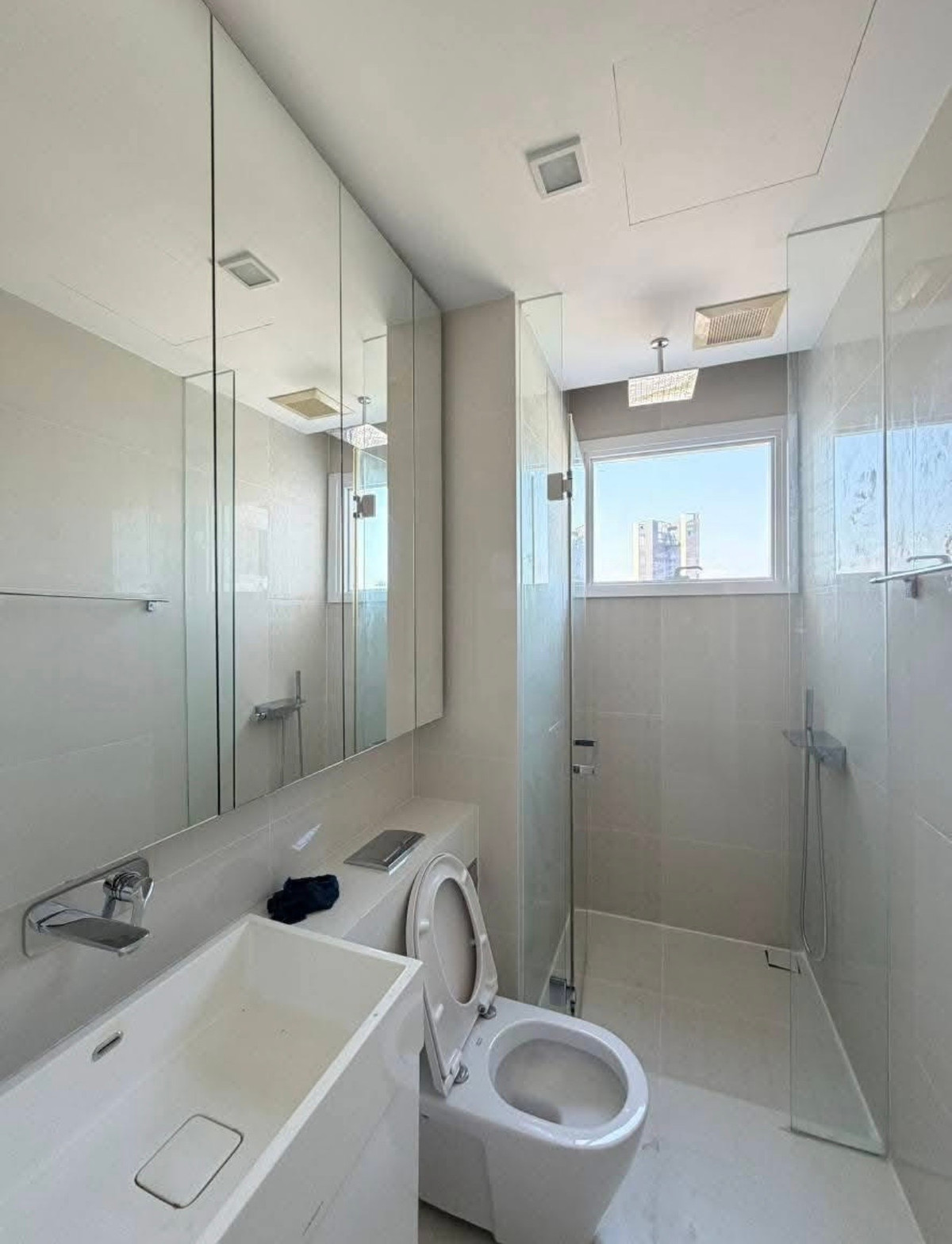 ให้เช่าคอนโดลาดพร้าว เซ็นทรัลลาดพร้าว : ให้เช่า ✨ The Saint Residences ✨ เฟอร์นิเจอร์ และ เครื่องใช้ไฟฟ้าครบ ใกล้ BTS ห้าแยกลาดพร้าว