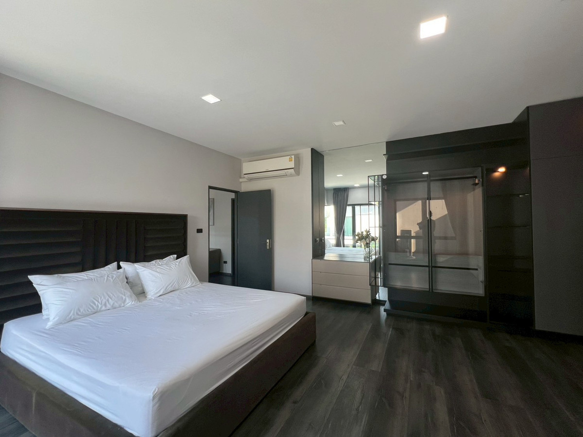 TownhomeBangna, Bearing, Lasalle : For sale/rent Vive Bangna Km.7