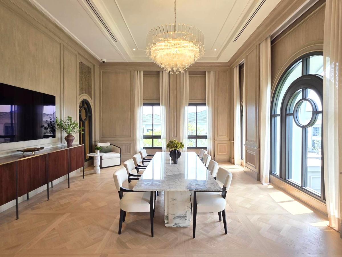 ขายบ้านปิ่นเกล้า จรัญสนิทวงศ์ : Narasiri Borommaratchachonnani: Size L Cumberland 212sqwah 843sqm. 5bed 7bath 100,000,000 Am: 0656199198