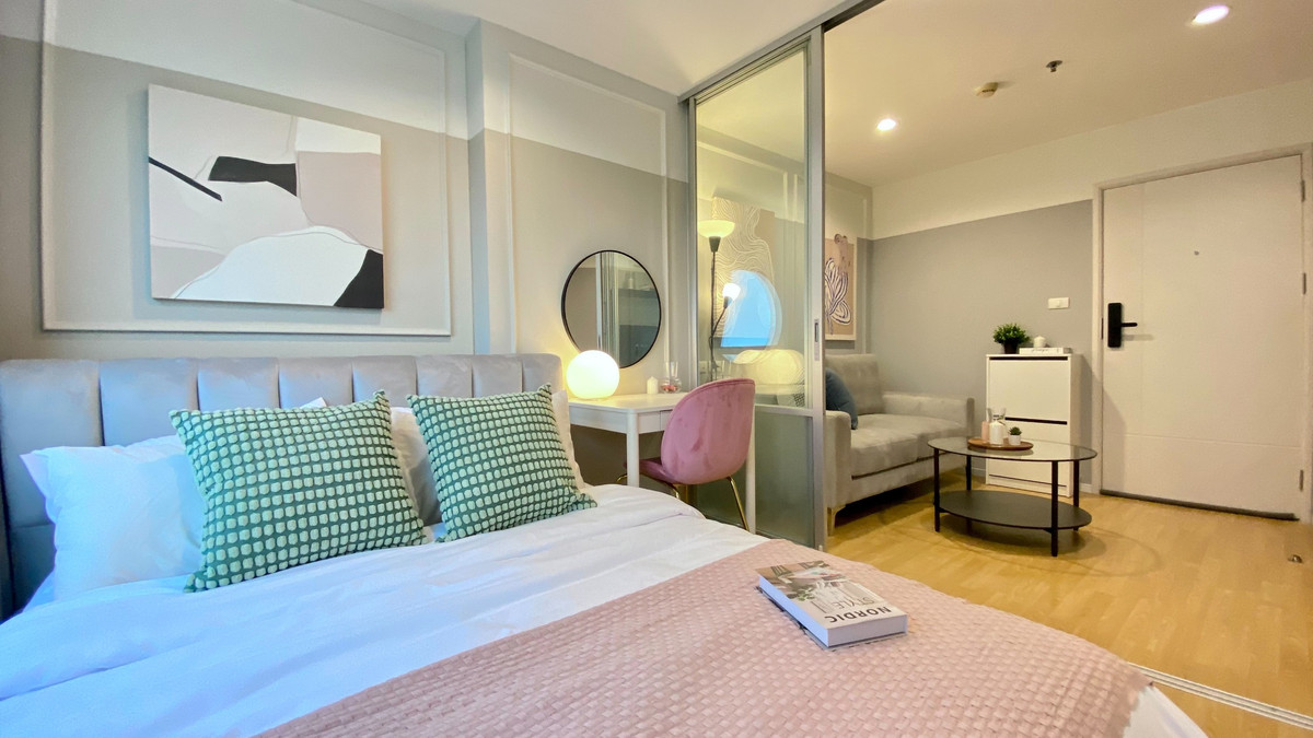 For RentCondoPattanakan, Srinakarin : Condo for rent: Lumpini Place Srinakarin-Hua Mak Station, size 26.6 sq m, Building A, 24th floor, beautiful view.