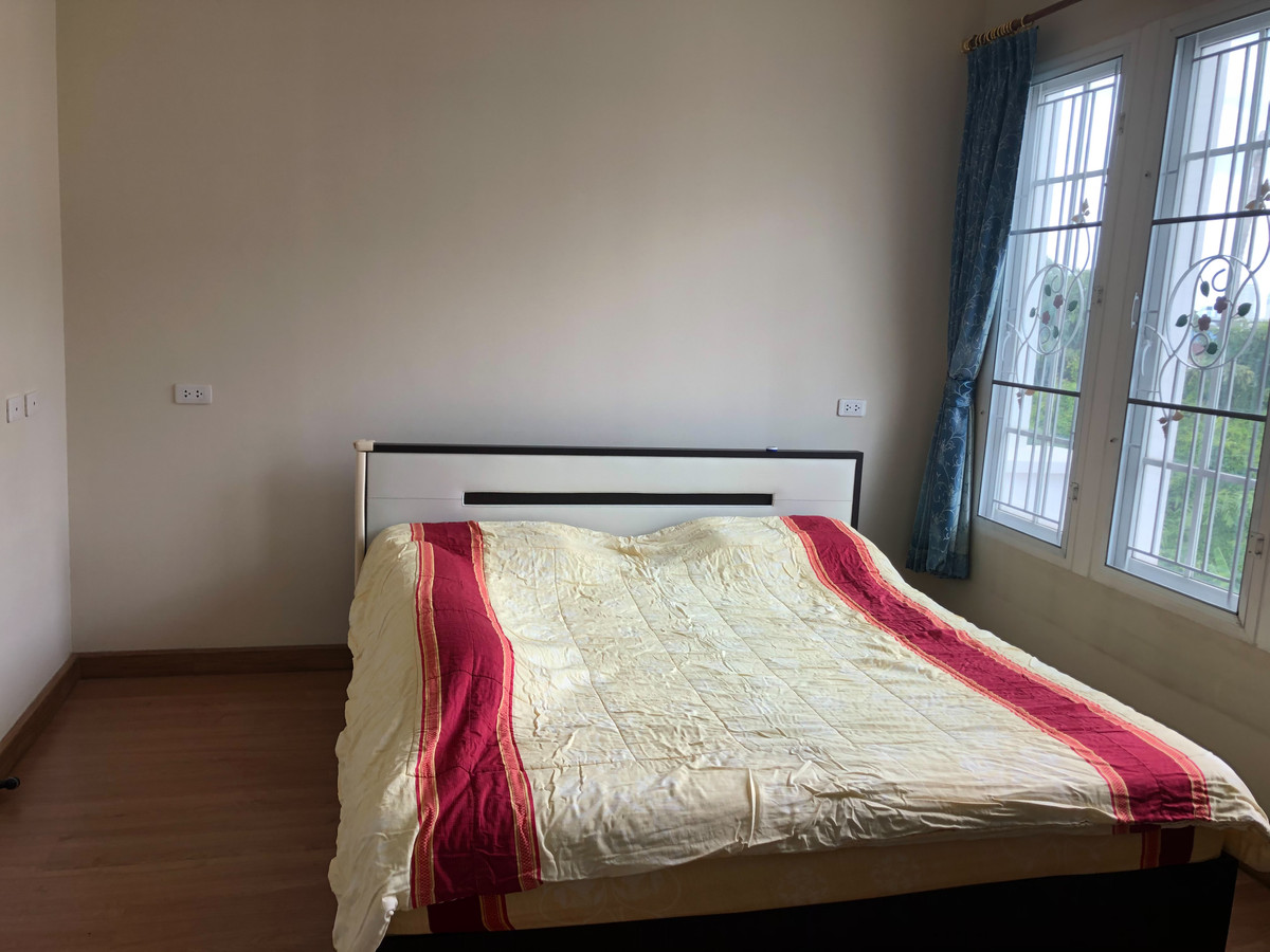 ให้เช่าทาวน์โฮมพระราม 5 ราชพฤกษ์ บางกรวย : โกลเด้น ซิตี้ ปิ่นเกล้า - จรัญสนิทวงศ์ / 5 ห้องนอน (เช่า), Golden City Pinklao - Charansanitwong / 5 Bedrooms (FOR RENT) BALL264