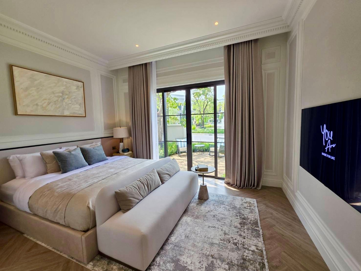 ขายบ้านปิ่นเกล้า จรัญสนิทวงศ์ : Narasiri Borommaratchachonnani: Size L Cumberland 212sqwah 843sqm. 5bed 7bath 100,000,000 Am: 0656199198