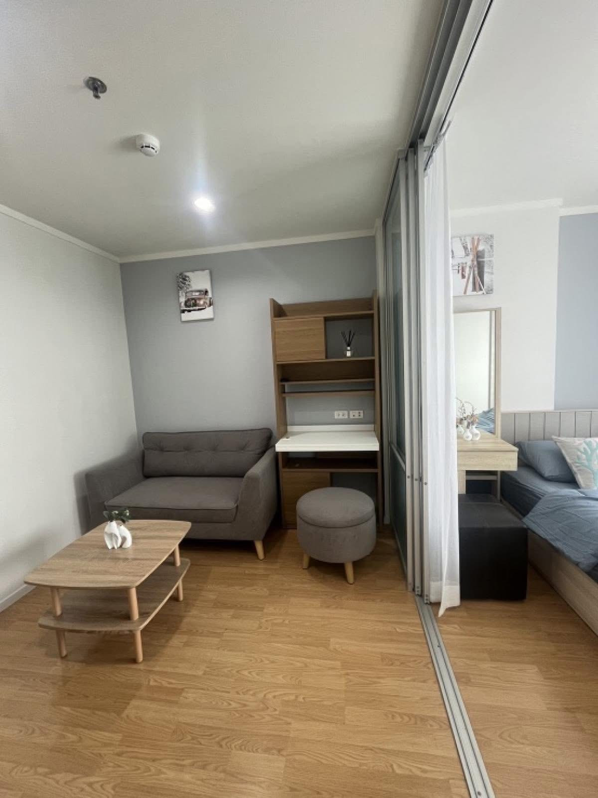 ให้เช่าคอนโดพัฒนาการ ศรีนครินทร์ : Lumpini Place Srinakarin-Huamak Station ห้องสวยตกแต่งพร้อมเข้าอยู่ ราคาดีมาก สนใจนัดชมได้ค่ะ