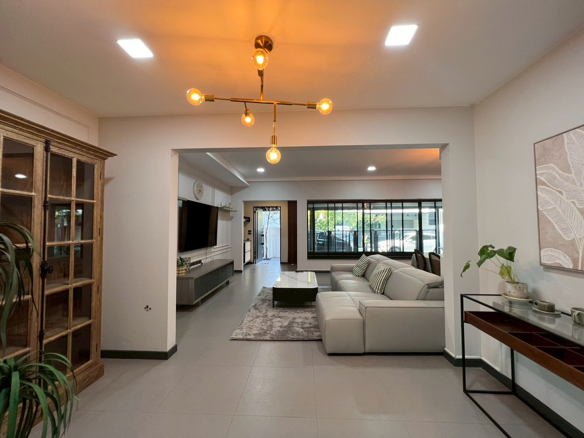 TownhomeBangna, Bearing, Lasalle : For sale/rent Vive Bangna Km.7