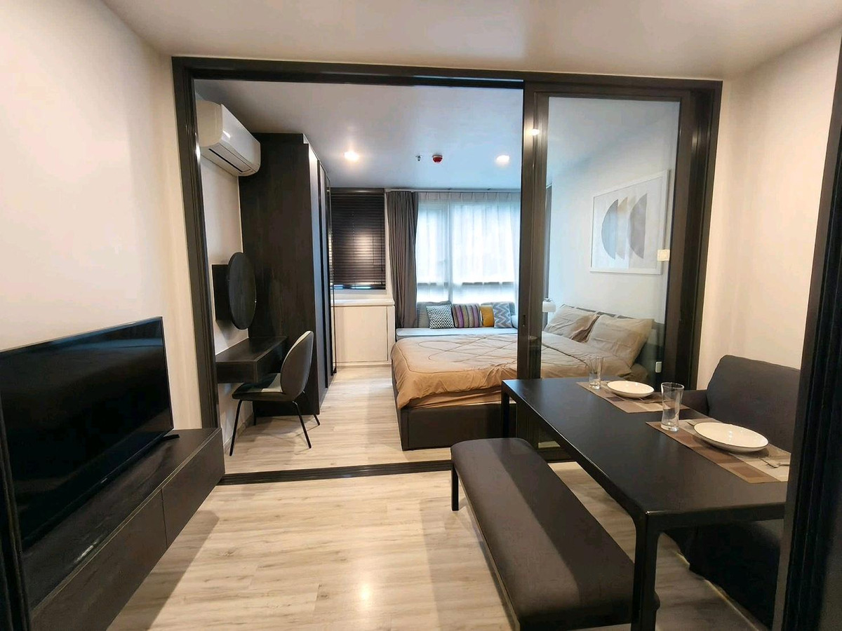 For RentCondoRatchadapisek, Huaikwang, Suttisan : For rent XT Huaikwang (MRT Huaikwang Station) has a clothes dryer.