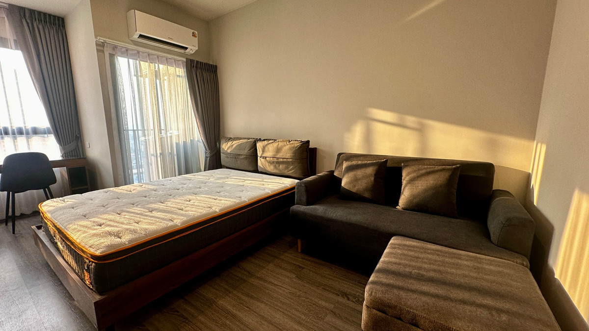 For RentCondoSeri Thai, Ramkhamhaeng Nida : Urgent for rent!! Ready to move in on February 18, 2026. New room. Reserve first, get first served✨Ideo Ramkhamhaeng Lamsalee Station.