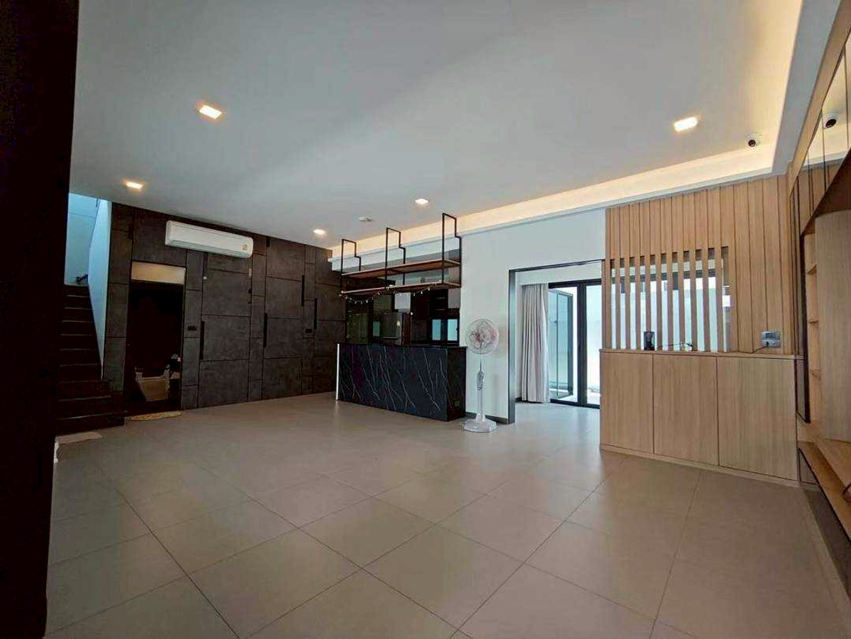 TownhomeBangna, Bearing, Lasalle : For sale/rent Vive Bangna Km.7