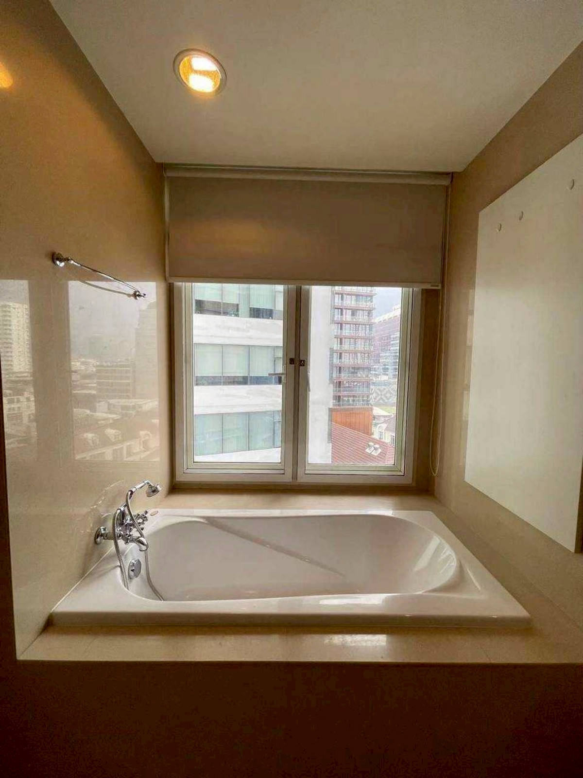 For RentCondoSukhumvit, Asoke, Thonglor : LHC14367 – Condo for Rent | Hampton Residence Thonglor | 232 sqm | 4 Beds 4 Baths | Near BTS Thonglor | 160K/Month | Condo for rent Hampton Residence Thonglor
