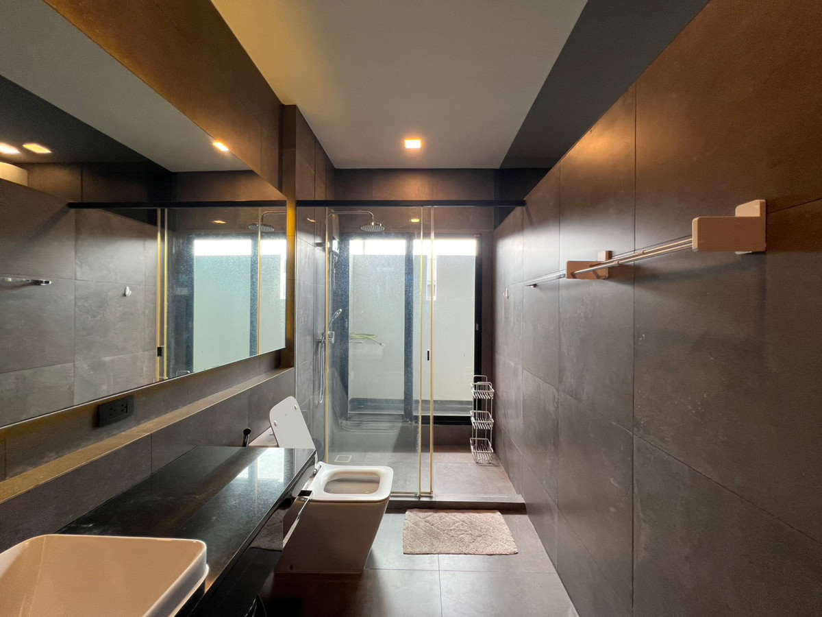 TownhomeBangna, Bearing, Lasalle : For sale/rent Vive Bangna Km.7