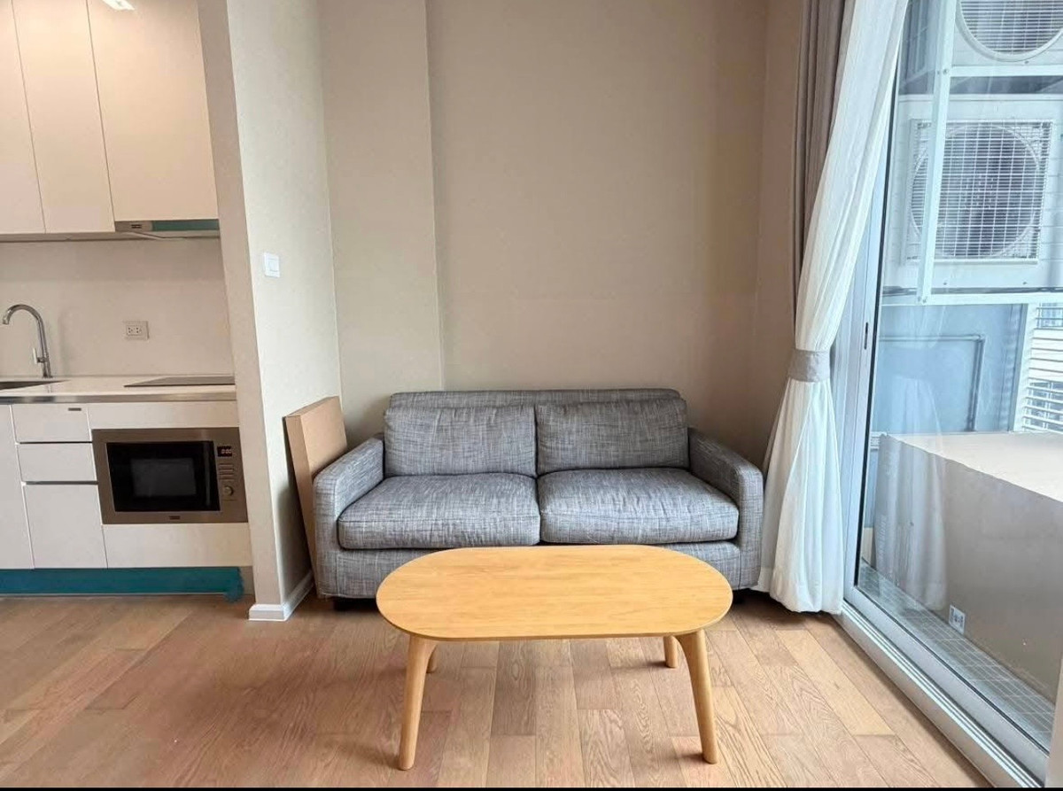 ให้เช่าคอนโดลาดพร้าว เซ็นทรัลลาดพร้าว : ให้เช่า ✨ The Saint Residences ✨ เฟอร์นิเจอร์ และ เครื่องใช้ไฟฟ้าครบ ใกล้ BTS ห้าแยกลาดพร้าว