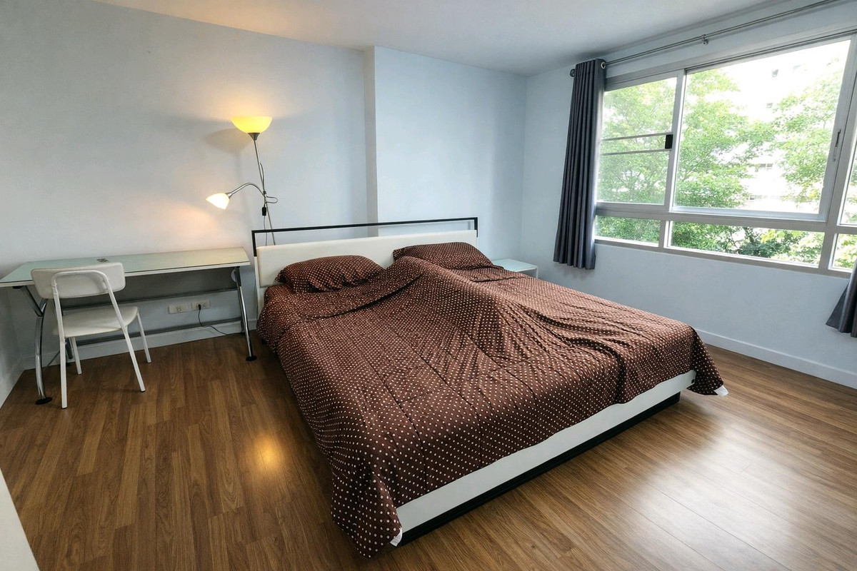 For RentCondoSukhumvit, Asoke, Thonglor : Condo 1 bedroom 40 sq m., Central Thonglor, The Clover Thonglor