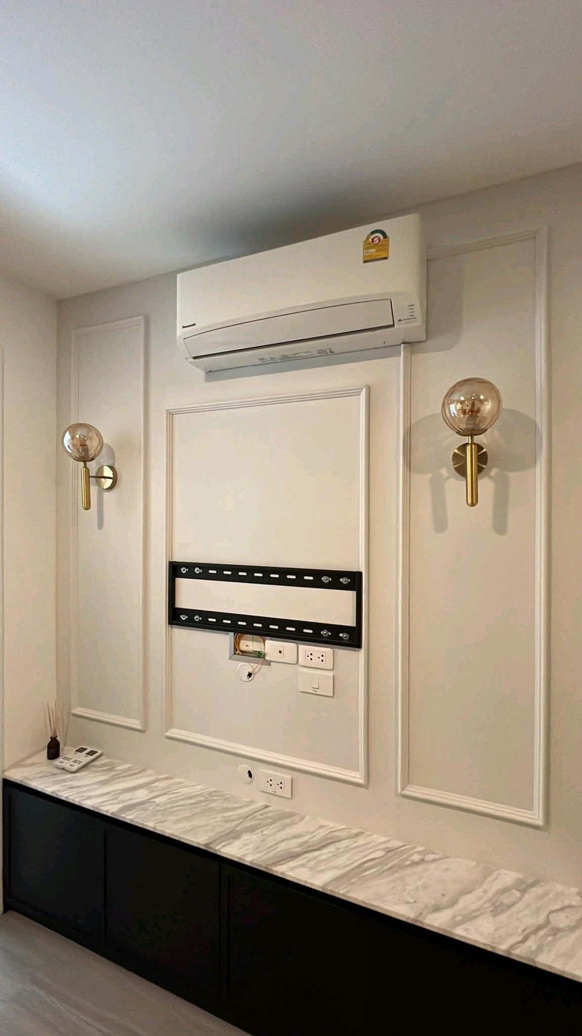 ให้เช่าคอนโดสะพานควาย จตุจักร : ✨ คอนโด High Rise ห้องมุม ตกแต่งเรียบหรู พร้อมเข้าอยู่ ทำเลทองห้าแยกลาดพร้าว ✨ ซื้อเฟอร์นิเจอร์ให้ครบ