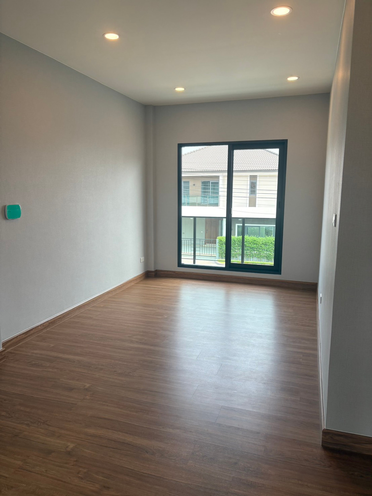 For RentHousePathum Thani,Rangsit, Thammasat : Centro Vibhavadi / 4 bedrooms (for rent), Centro Vibhavadi / 4 Bedrooms (FOR RENT) BALL263