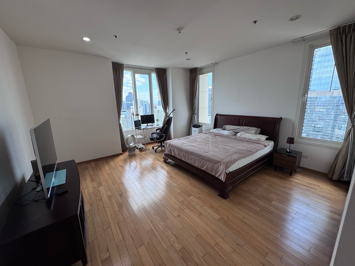 For SaleCondoSathorn, Narathiwat : 🏠✨ The Empire Place Sathorn | 2-Bedroom Condo for Sale (HBH-ST-171)