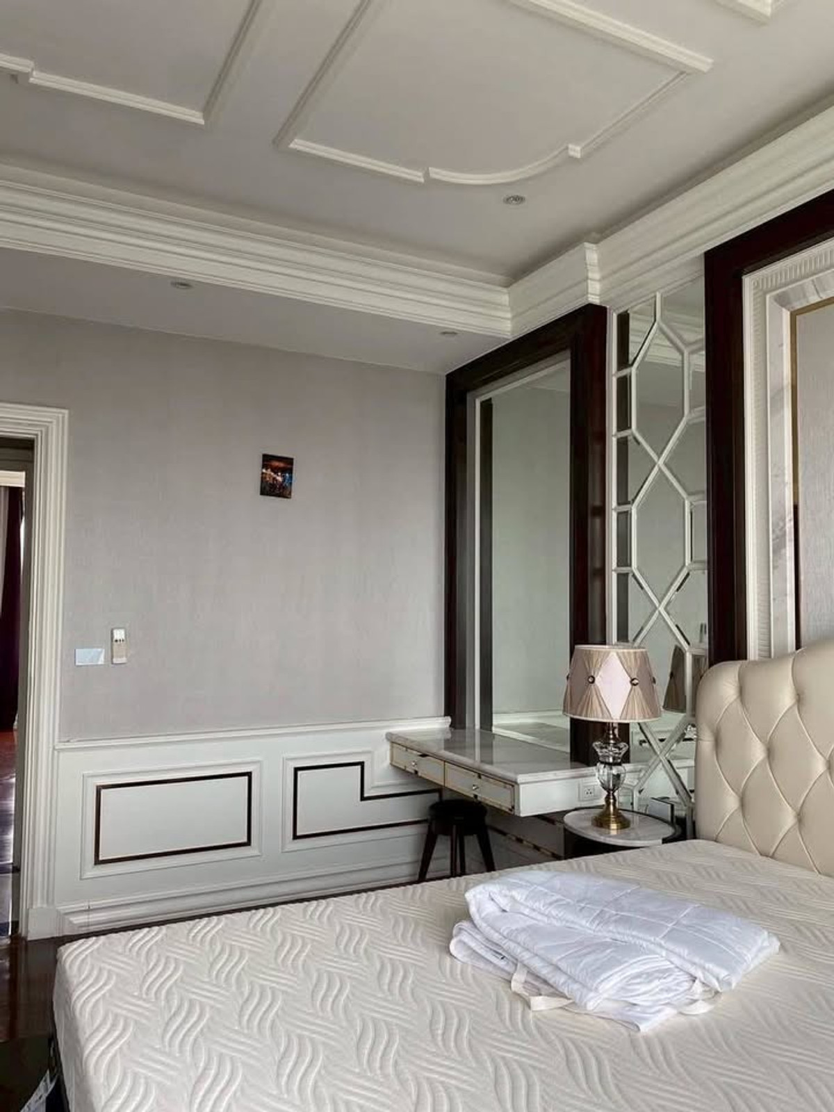 ขายคอนโดพระราม 9 เพชรบุรีตัดใหม่ RCA : ขายและเช่า/SALE & RENT🧡 Q Asoke (คิว อโศก) - KC041