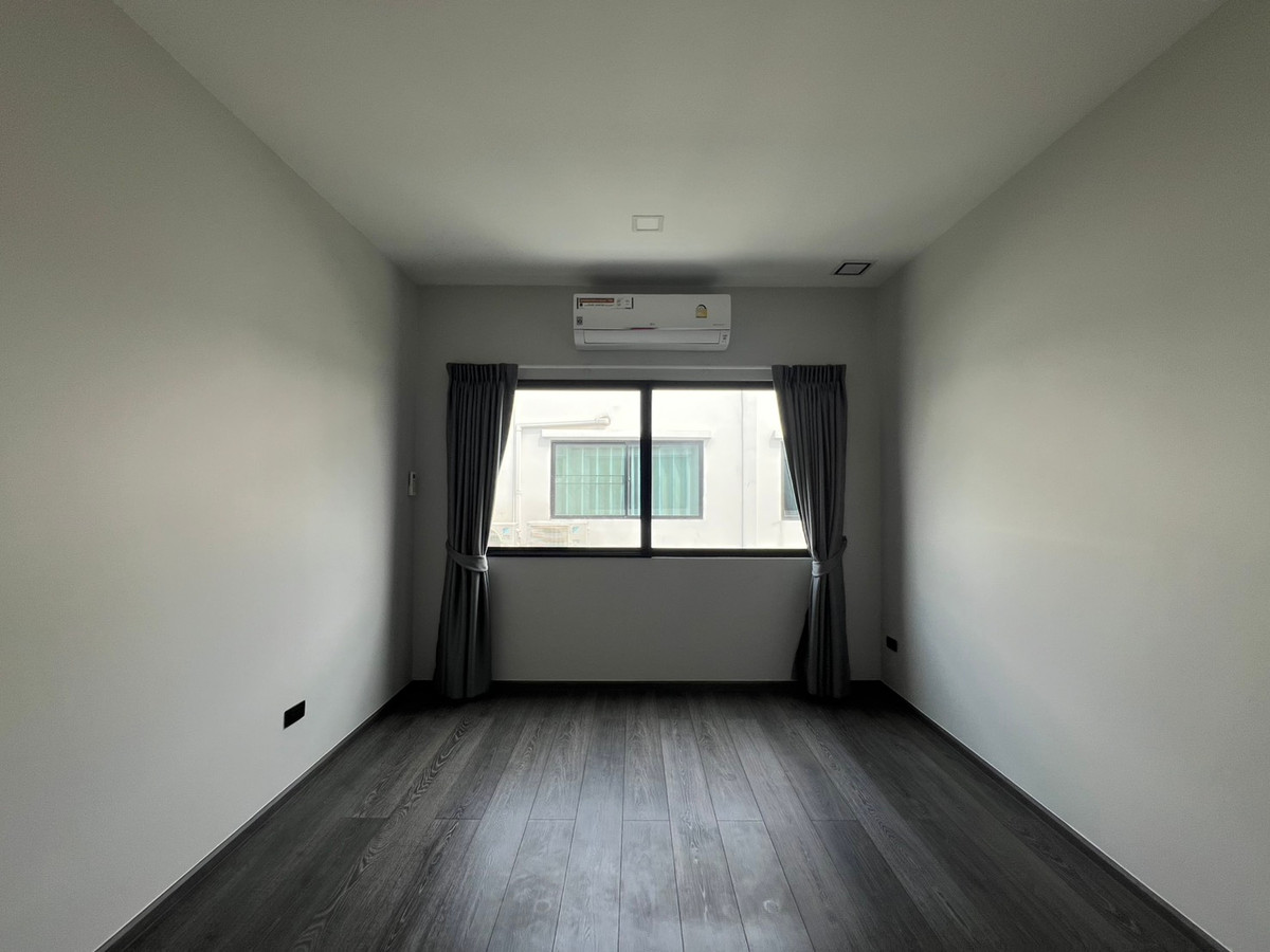 TownhomeBangna, Bearing, Lasalle : For sale/rent Vive Bangna Km.7