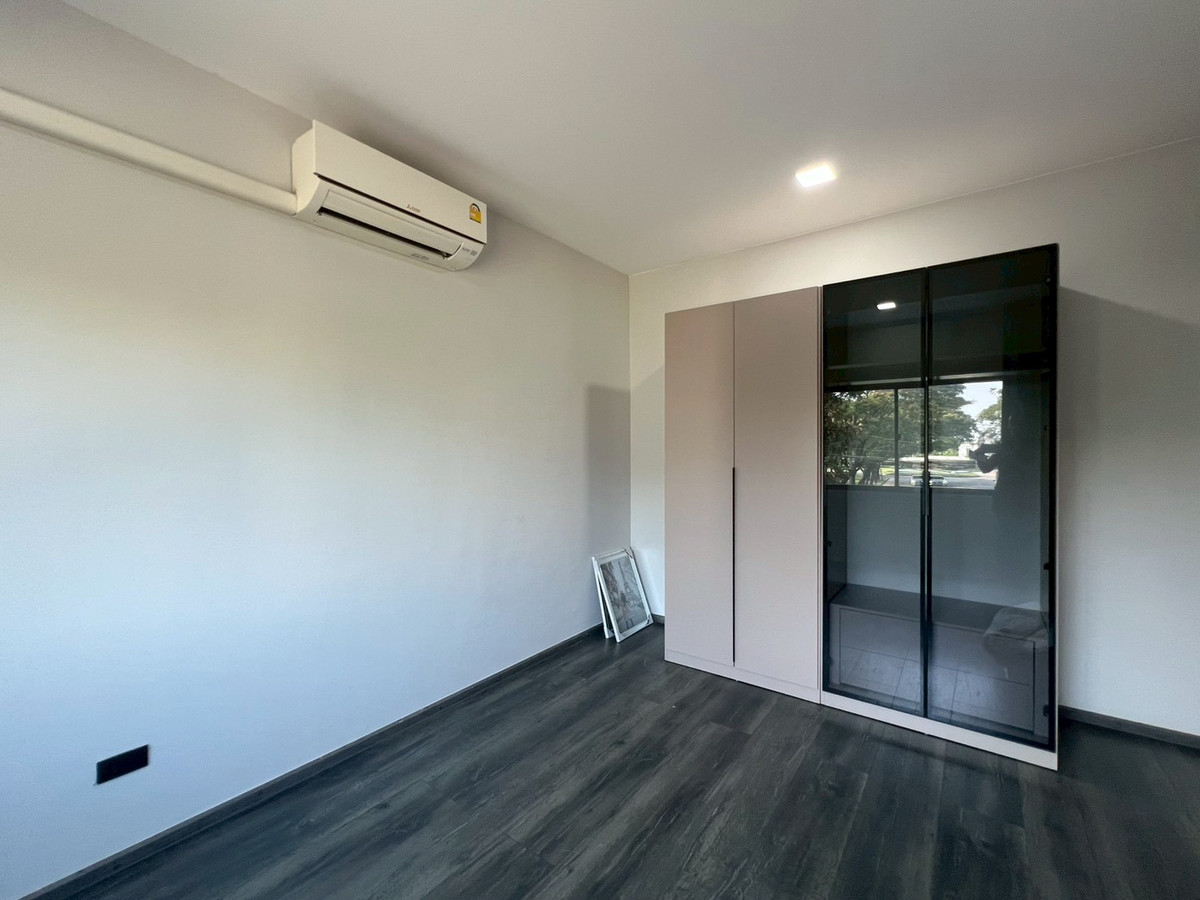 TownhomeBangna, Bearing, Lasalle : For sale/rent Vive Bangna Km.7