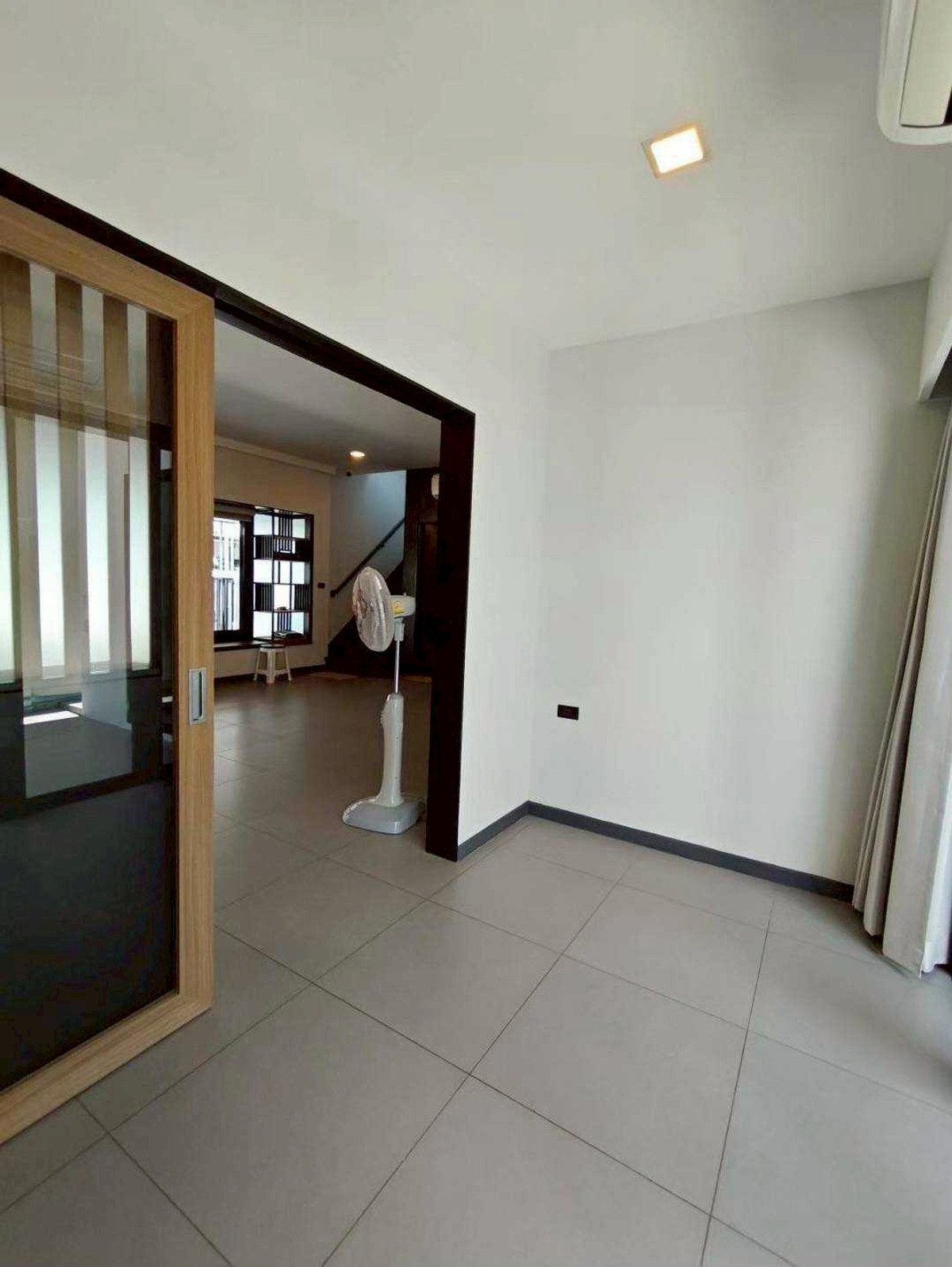 TownhomeBangna, Bearing, Lasalle : For sale/rent Vive Bangna Km.7