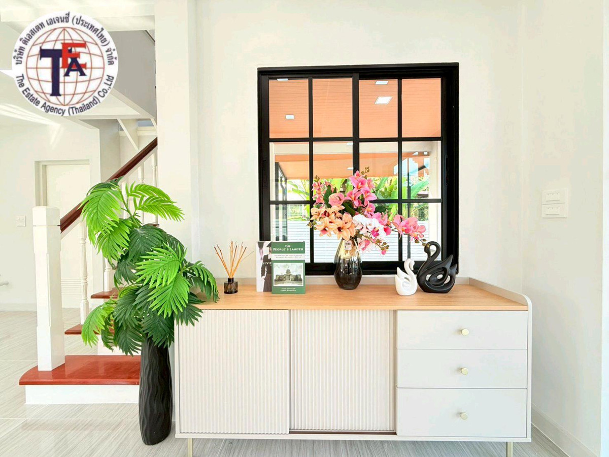 For SaleHouseMin Buri, Romklao : 2-story detached house for sale, Chaiyaphruek Village 2, Khum Klao 12, Suvarnabhumi Airport.  Sarasas Minburi School, Minburi Market, Airport Link Lat Krabang, Nopparat Hospital King Mongkuts Institute of Technology Motorway, Chaloem Phrakiat Sports Cente