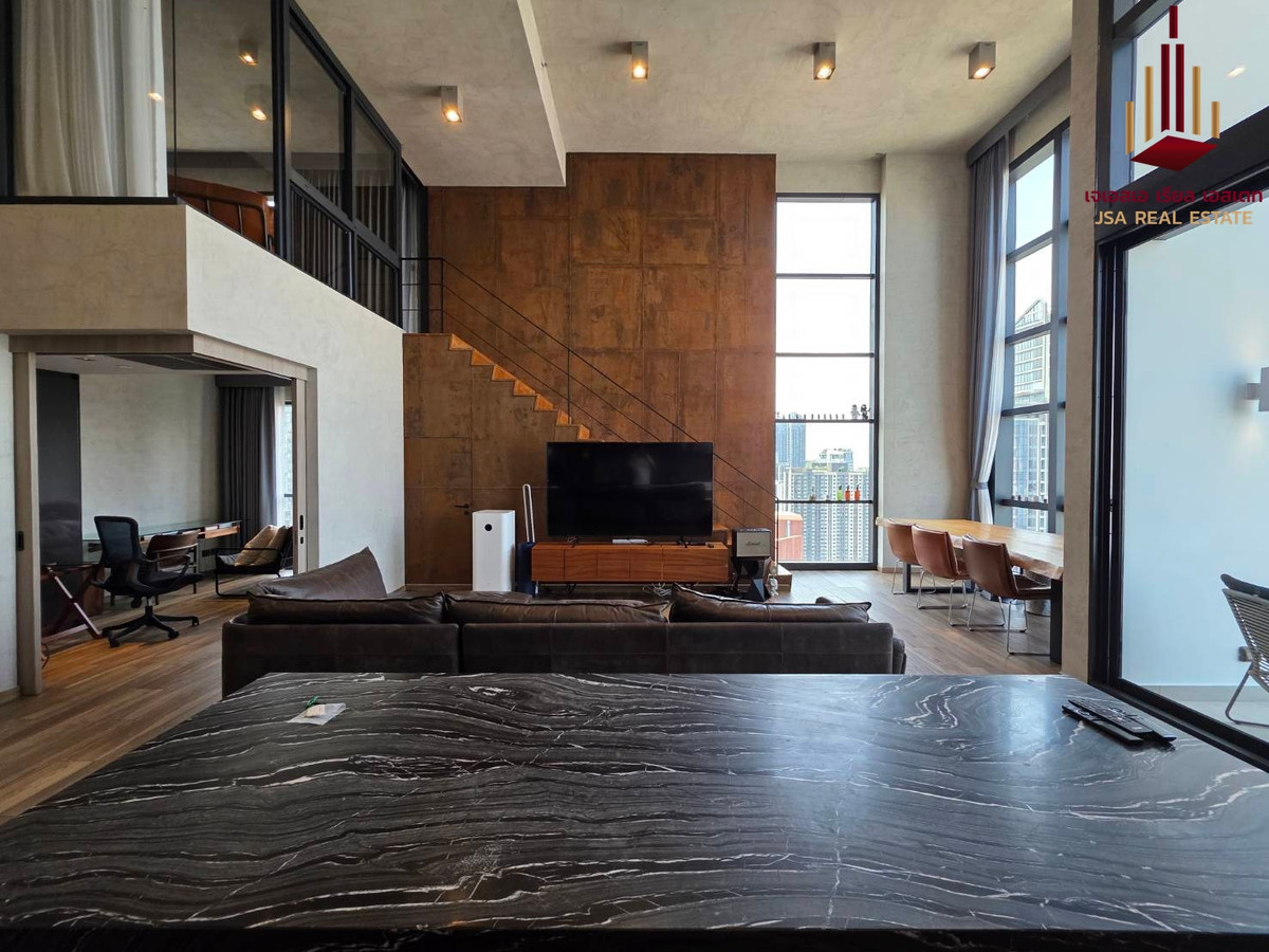 ให้เช่าคอนโดสุขุมวิท อโศก ทองหล่อ : ✨ For Rent: The Lofts Asoke Condo ✨  💰 Only 195,000 THB/month