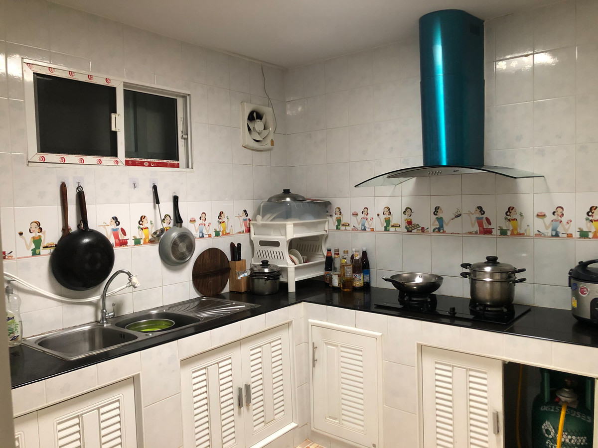 ให้เช่าทาวน์โฮมพระราม 5 ราชพฤกษ์ บางกรวย : โกลเด้น ซิตี้ ปิ่นเกล้า - จรัญสนิทวงศ์ / 5 ห้องนอน (เช่า), Golden City Pinklao - Charansanitwong / 5 Bedrooms (FOR RENT) BALL264