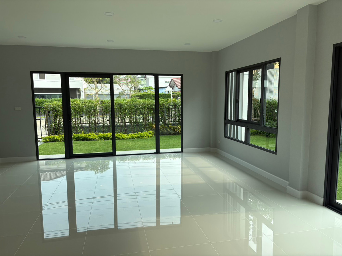 For RentHousePathum Thani,Rangsit, Thammasat : Centro Vibhavadi / 4 bedrooms (for rent), Centro Vibhavadi / 4 Bedrooms (FOR RENT) BALL263