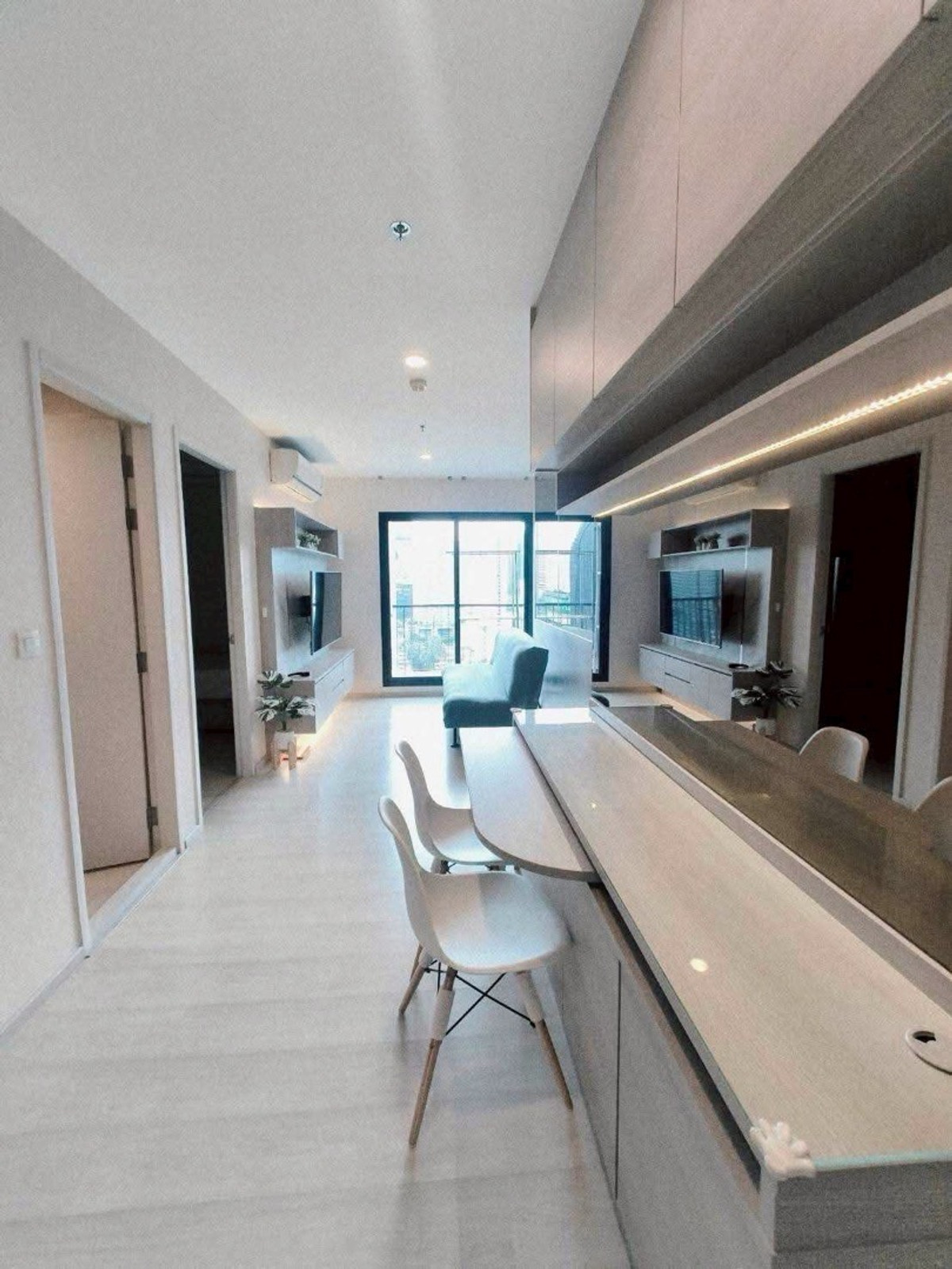 For RentCondoKhlongtoei, Kluaynamthai : 🔥Rent at Life Asoke 🔥2BR 2BR 🔥33,000🔥55sqm 🔥Floor20