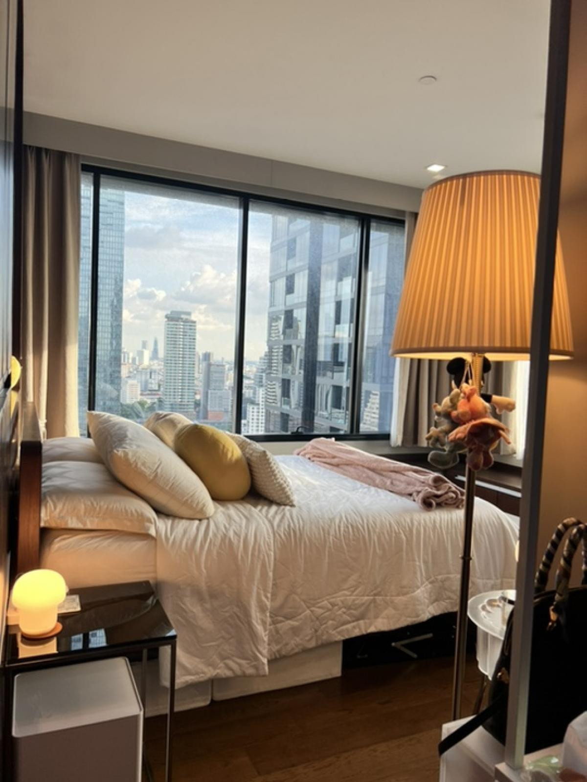 ขายคอนโดสีลม ศาลาแดง บางรัก : M Silom / 2 Bedrooms (FOR SALE), เอ็ม สีลม / 2 ห้องนอน (ขาย) PT053