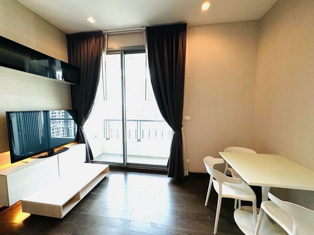 ขายคอนโดพระราม 9 เพชรบุรีตัดใหม่ RCA : ขายคอนโด!/SALE🧡 Q Asoke (คิว อโศก) - KC036