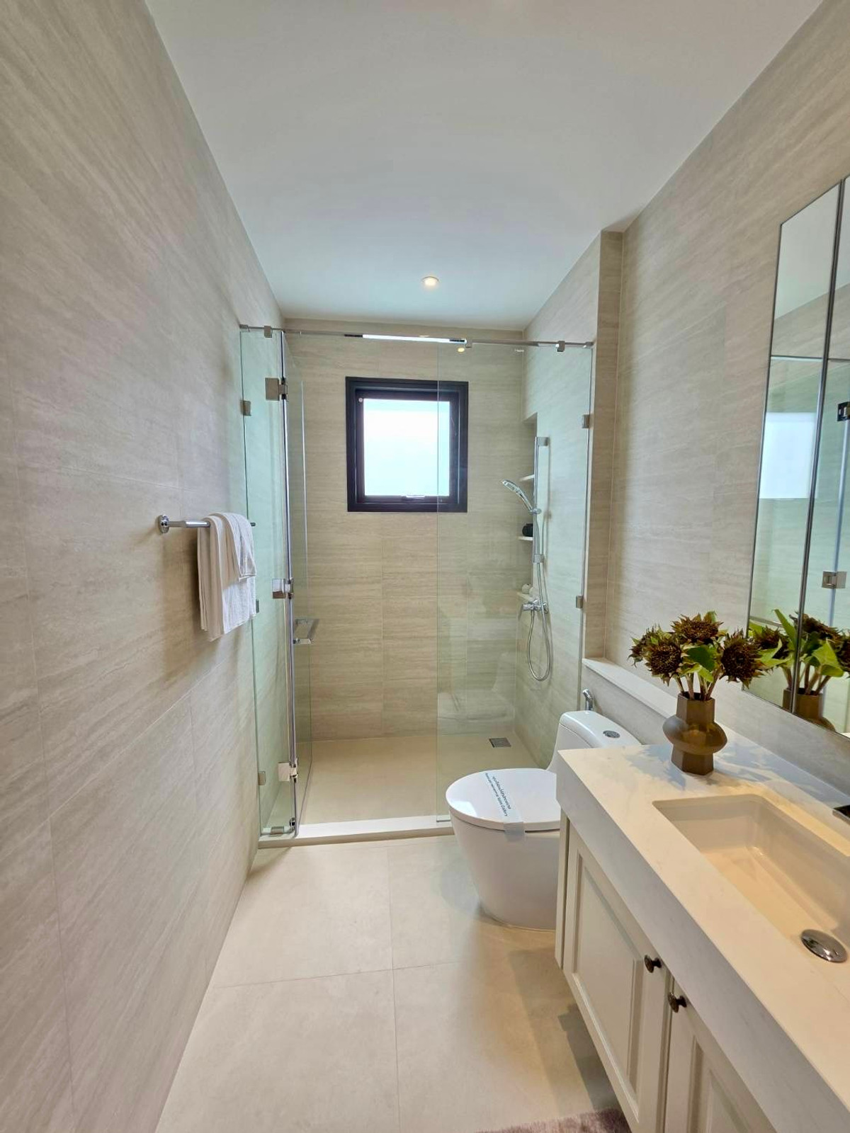 ขายบ้านปิ่นเกล้า จรัญสนิทวงศ์ : Narasiri Borommaratchachonnani: Size L Cumberland 212sqwah 843sqm. 5bed 7bath 100,000,000 Am: 0656199198