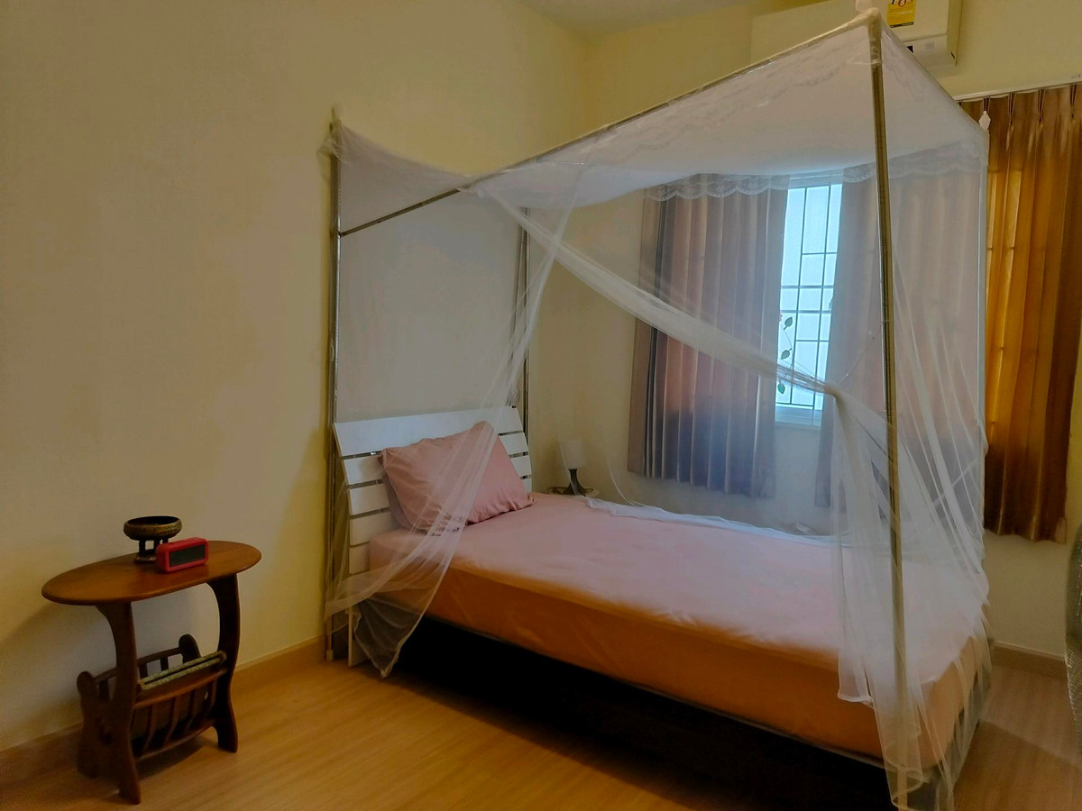 ขายทาวน์โฮมลาดกระบัง สุวรรณภูมิ : ขายด่วน ราคาดีสุดในโครงการ
กัสโต้ บางนา-สุวรรณภูมิ 3 นอน 3 น้ำ 1 ห้องทำงาน 2 จอด 
Tel: 083-966-3665 คุณแอน