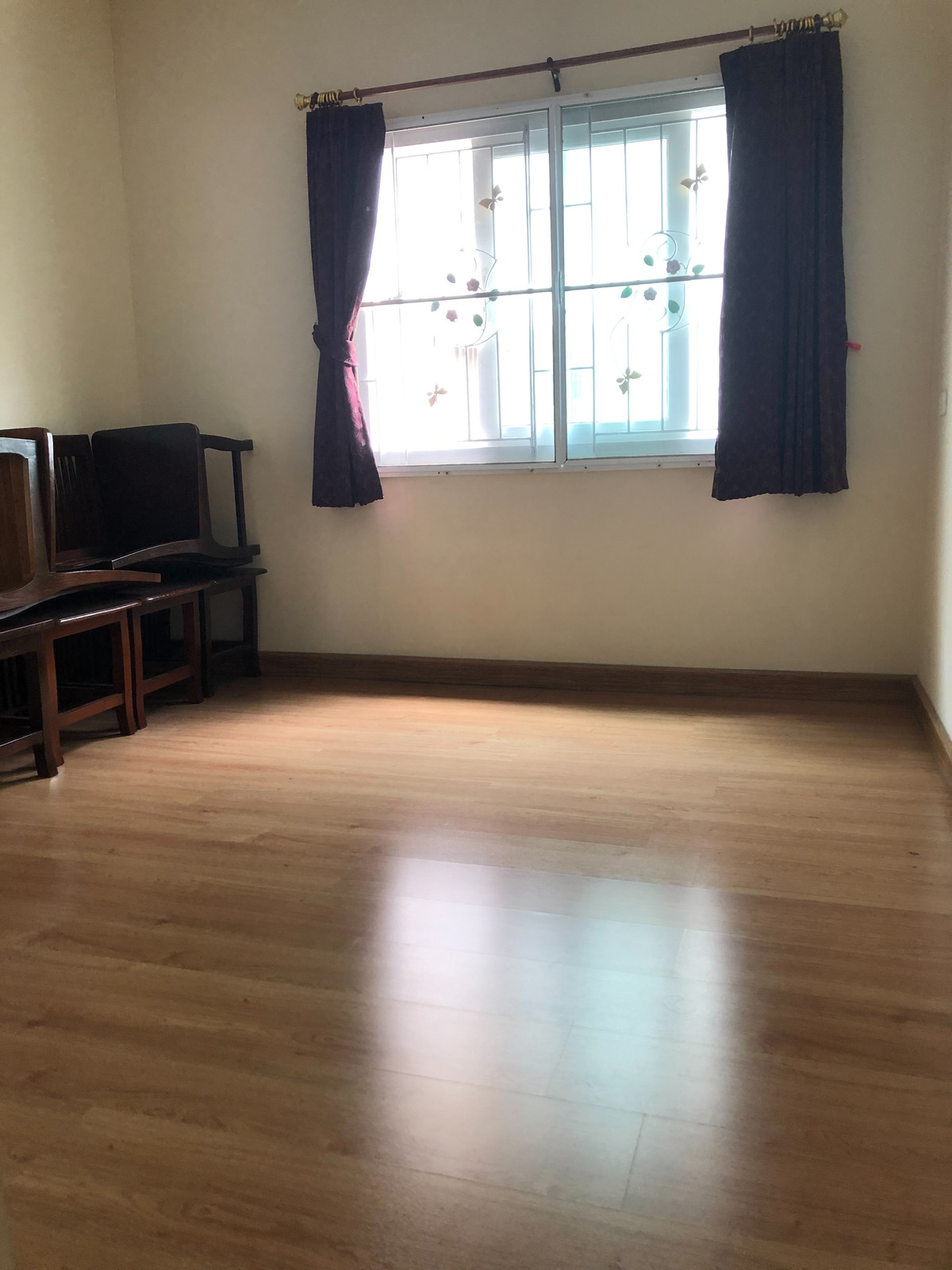 ให้เช่าทาวน์โฮมพระราม 5 ราชพฤกษ์ บางกรวย : โกลเด้น ซิตี้ ปิ่นเกล้า - จรัญสนิทวงศ์ / 5 ห้องนอน (เช่า), Golden City Pinklao - Charansanitwong / 5 Bedrooms (FOR RENT) BALL264