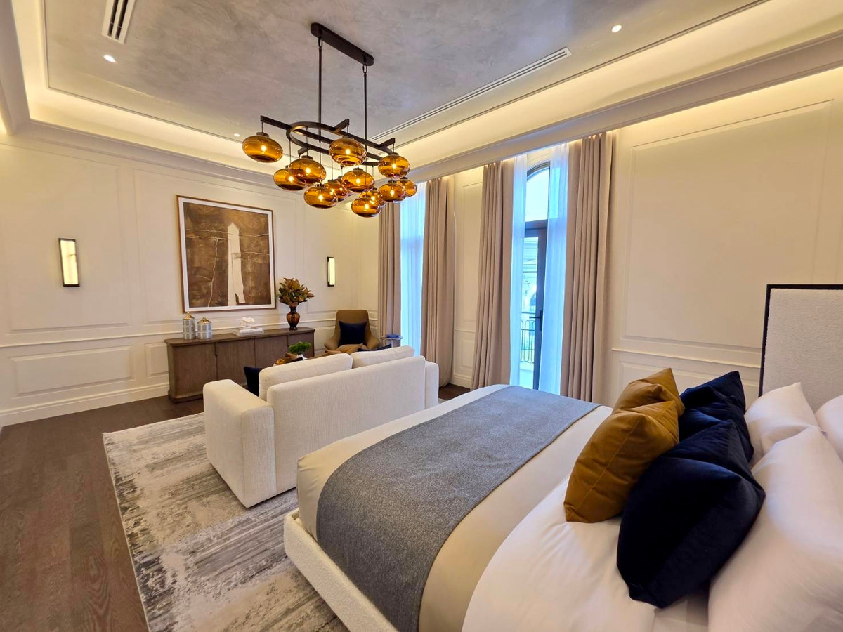 ขายบ้านปิ่นเกล้า จรัญสนิทวงศ์ : Narasiri Borommaratchachonnani: Size L Cumberland 212sqwah 843sqm. 5bed 7bath 100,000,000 Am: 0656199198