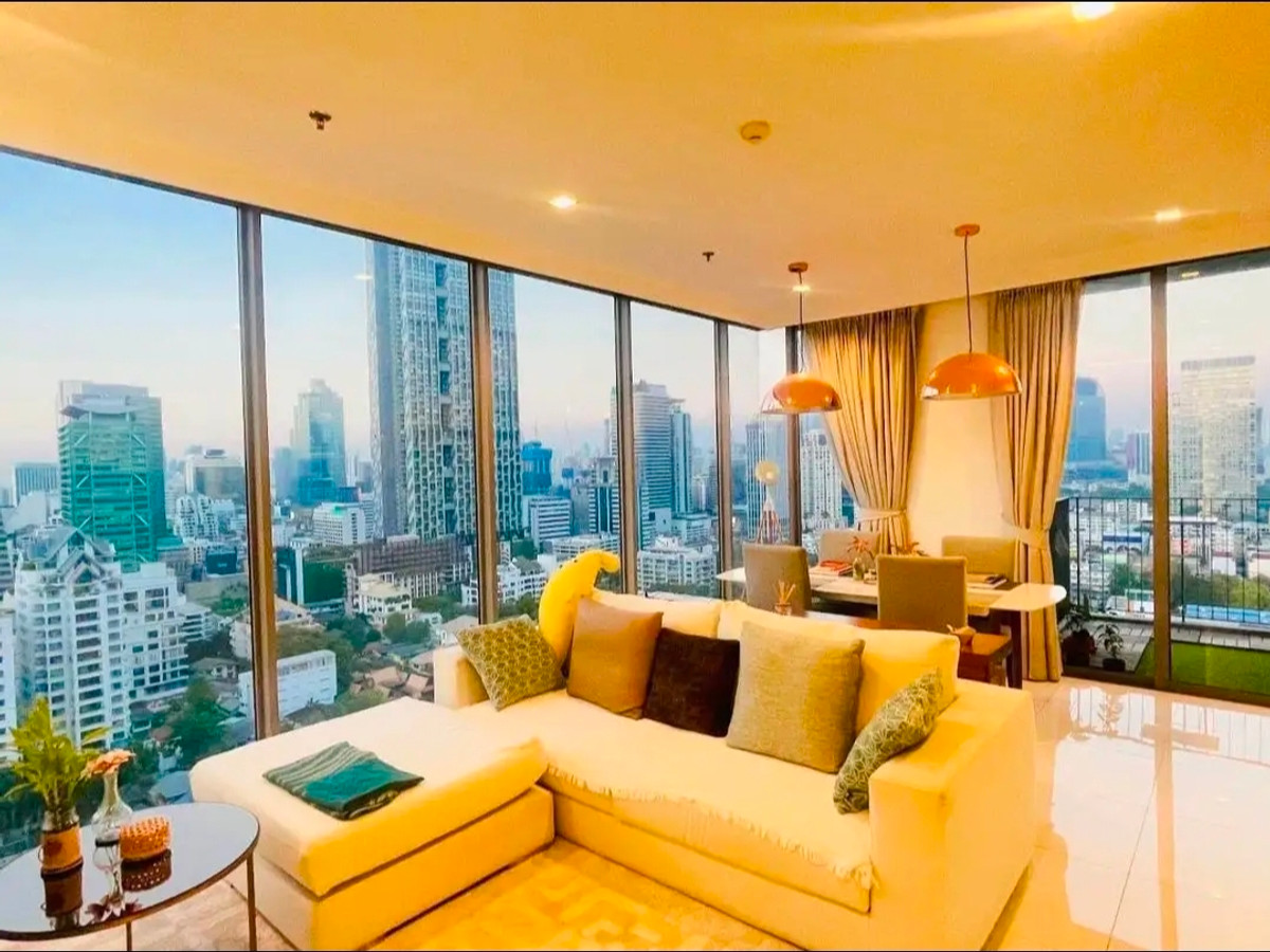 For SaleCondoSathorn, Narathiwat : Sell ​​with Tenant ( Corner Unit) | Nara 9 | By Bee