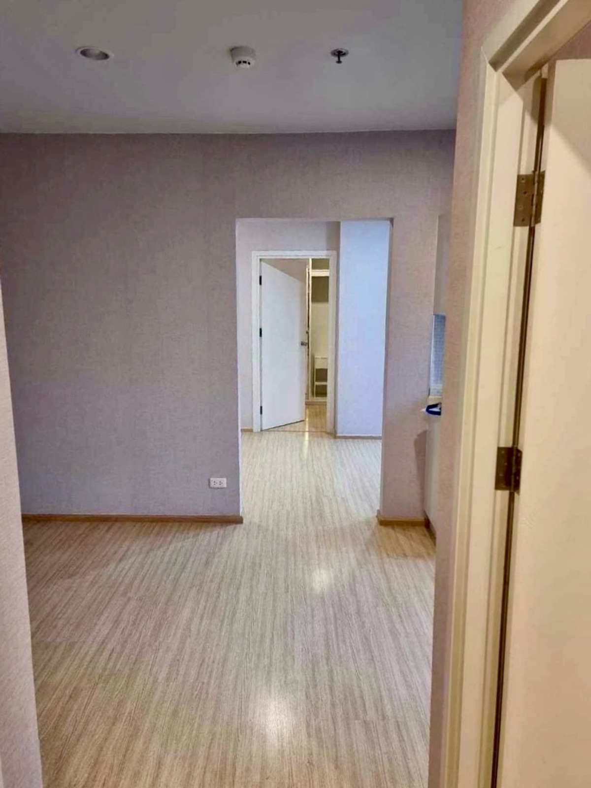 ให้เช่าคอนโดปิ่นเกล้า จรัญสนิทวงศ์ : 💙@condocurator 💙 ให้เช่า Plum Condo Pinklao ห้องเปล่า พร้อมเข้าอยู่ [PM4689] 