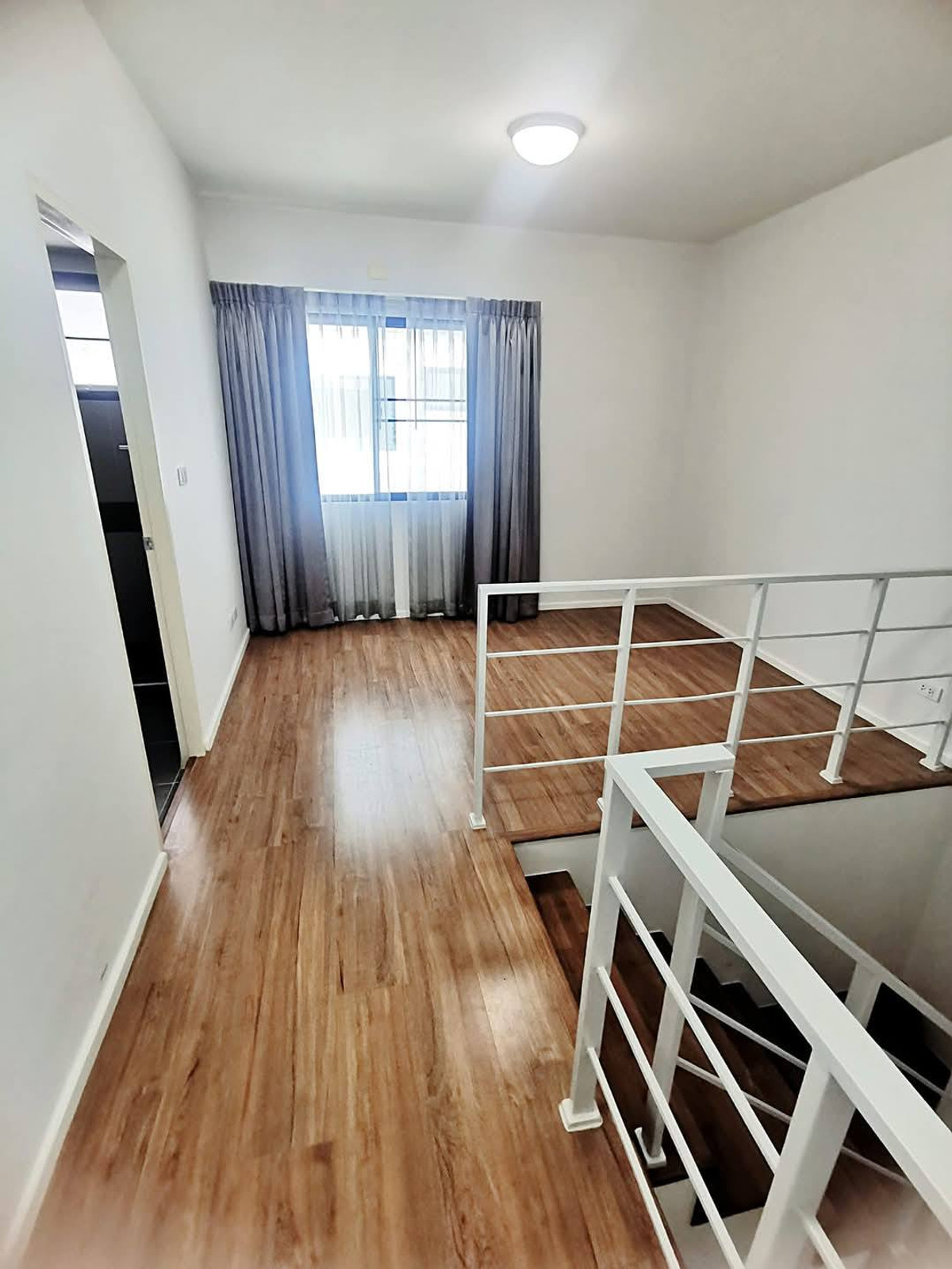 ขายทาวน์โฮมปิ่นเกล้า จรัญสนิทวงศ์ : บ้านกลางเมือง ปิ่นเกล้า - จรัญฯ / 3 ห้องนอน (ขายพร้อมผู้เช่า), Baan Klang Muang Pinklao - Charan / 3 Bedrooms (SALE WITH TENENT) BALL261