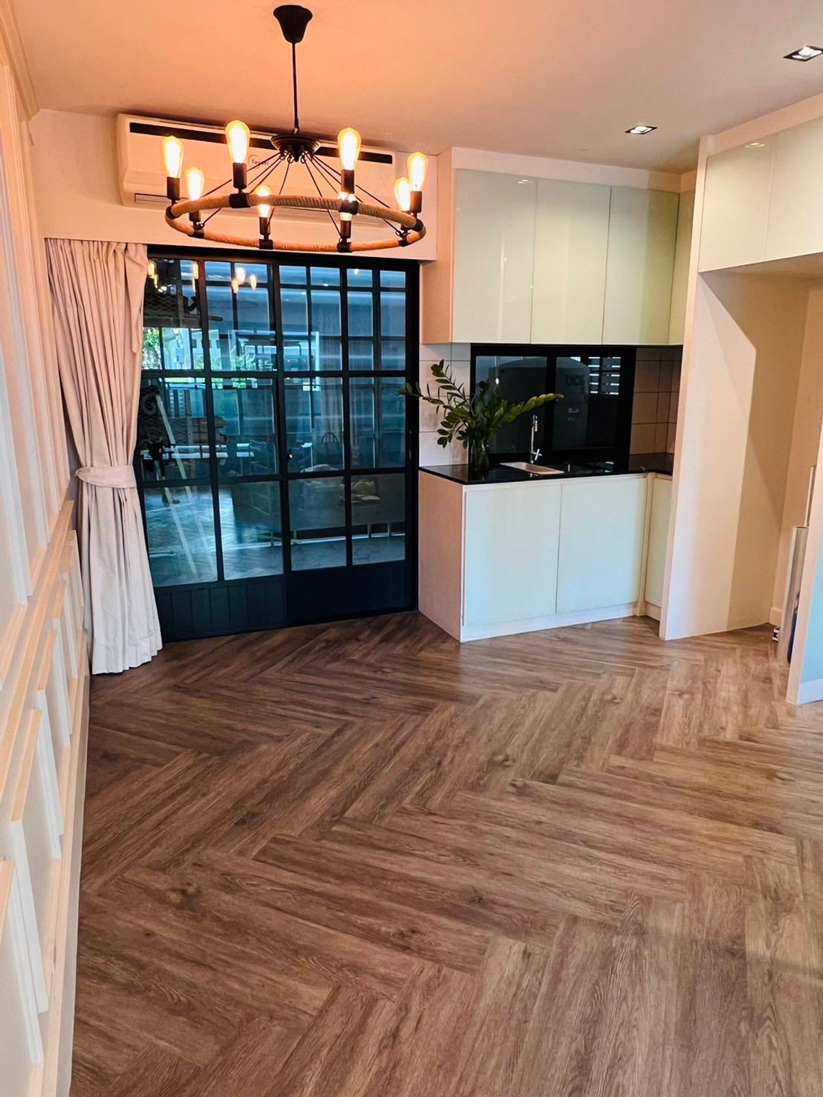 ขายทาวน์โฮมปิ่นเกล้า จรัญสนิทวงศ์ : บ้านกลางเมือง ปิ่นเกล้า - จรัญฯ / 3 ห้องนอน (ขาย), Baan Klang Muang Pinklao - Charan / 3 Bedrooms (FOR SALE) BALL216