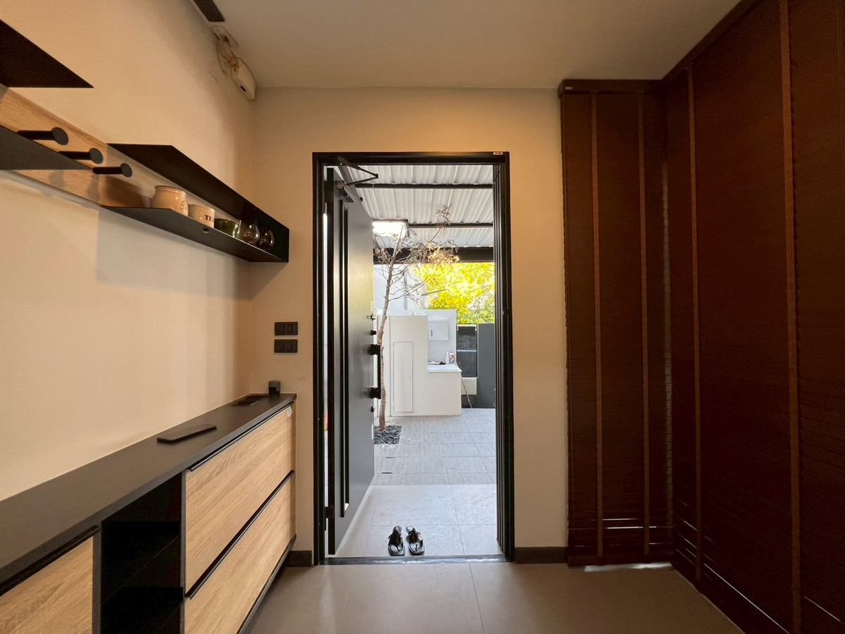 TownhomeBangna, Bearing, Lasalle : For sale/rent Vive Bangna Km.7