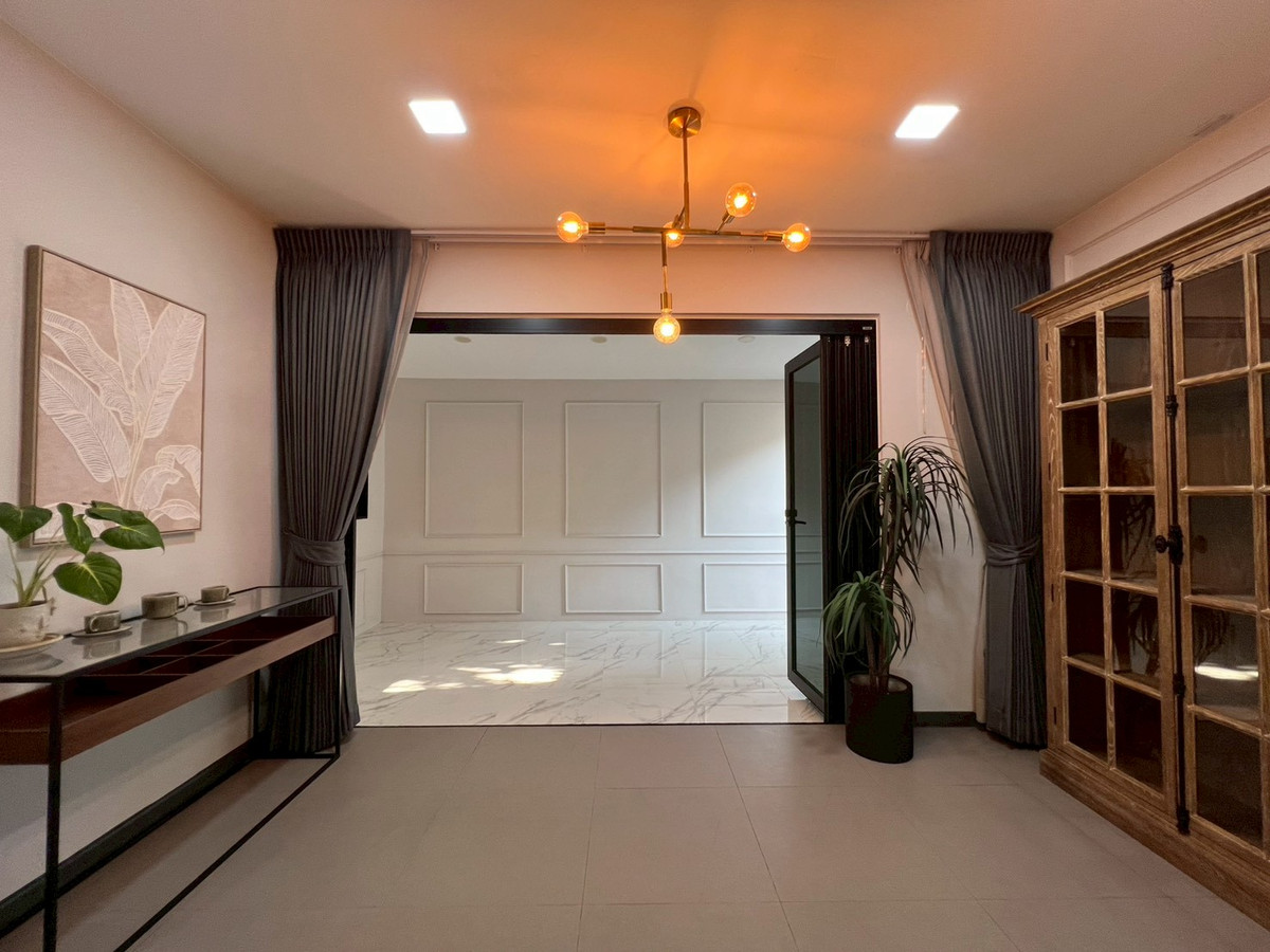 TownhomeBangna, Bearing, Lasalle : For sale/rent Vive Bangna Km.7