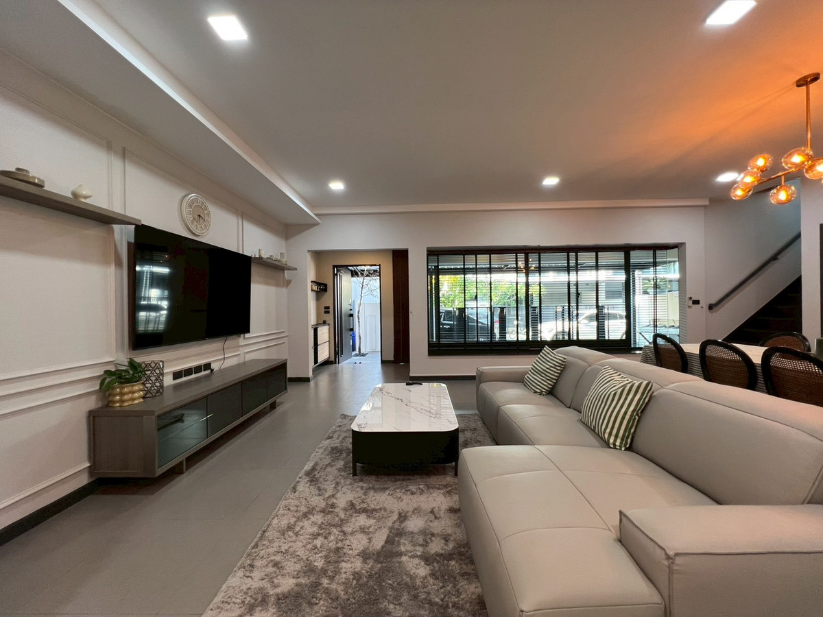 TownhomeBangna, Bearing, Lasalle : For sale/rent Vive Bangna Km.7