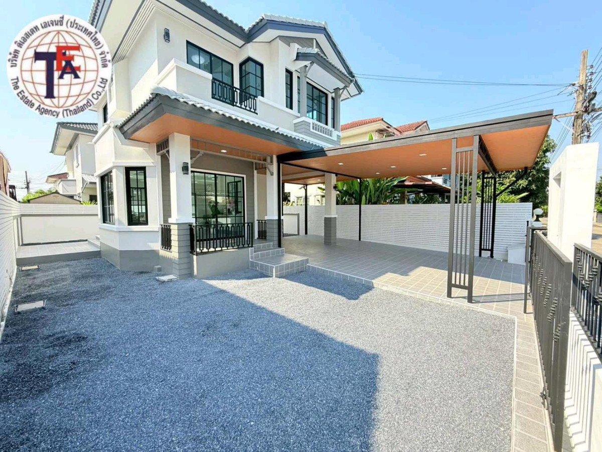 For SaleHouseMin Buri, Romklao : 2-story detached house for sale, Chaiyaphruek Village 2, Khum Klao 12, Suvarnabhumi Airport.  Sarasas Minburi School, Minburi Market, Airport Link Lat Krabang, Nopparat Hospital King Mongkuts Institute of Technology Motorway, Chaloem Phrakiat Sports Cente