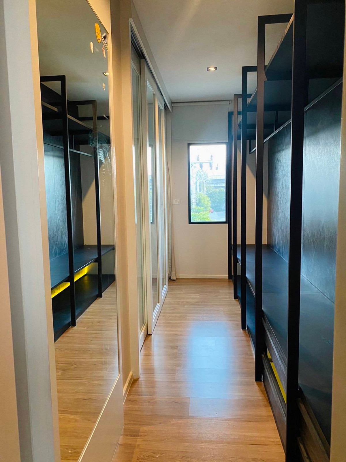 ขายทาวน์โฮมปิ่นเกล้า จรัญสนิทวงศ์ : บ้านกลางเมือง ปิ่นเกล้า - จรัญฯ / 3 ห้องนอน (ขาย), Baan Klang Muang Pinklao - Charan / 3 Bedrooms (FOR SALE) BALL216