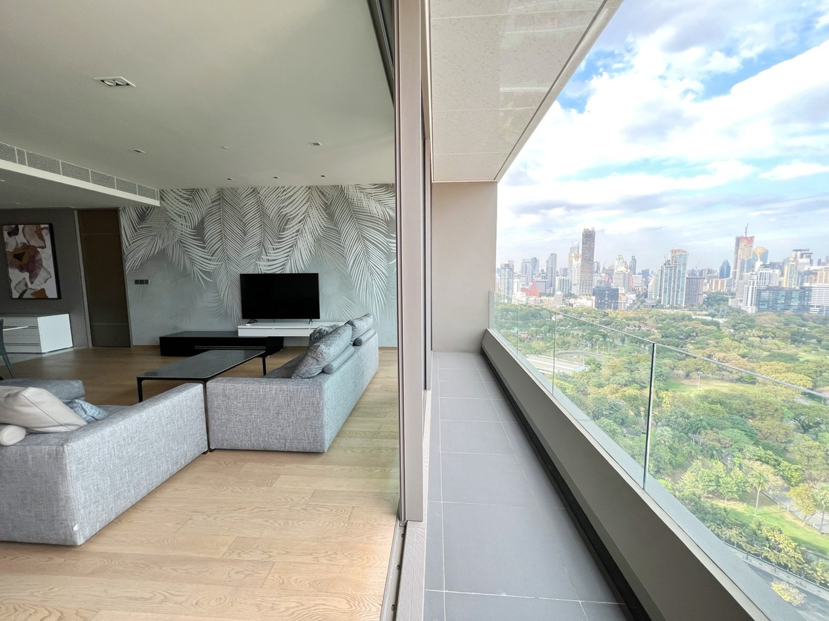 For RentCondoSilom, Saladaeng, Bangrak : Saladaeng One, Ultra Rare Full Lumpini Park View, 224 SQ.M 063-2492899