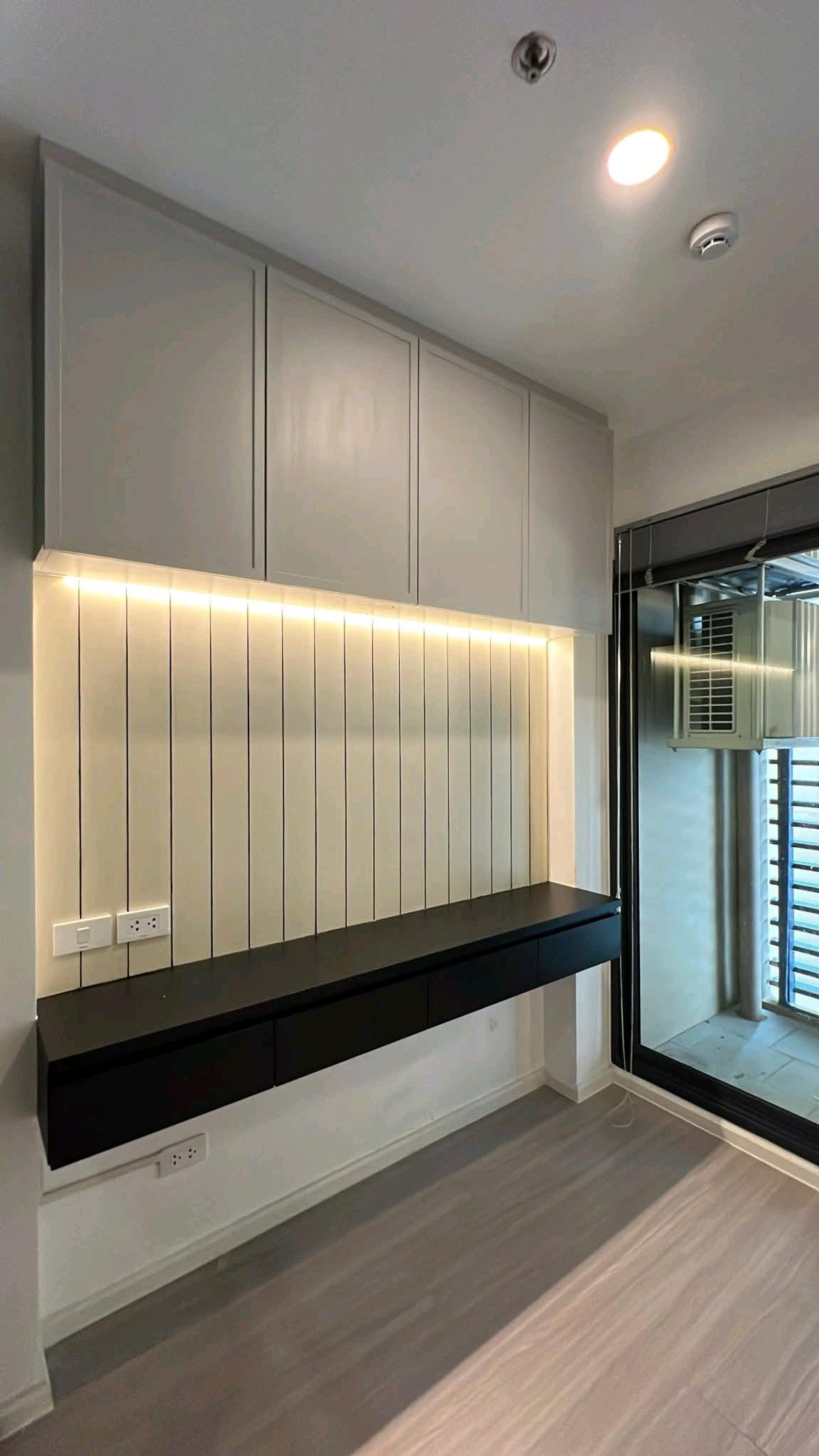 ให้เช่าคอนโดสะพานควาย จตุจักร : ✨ คอนโด High Rise ห้องมุม ตกแต่งเรียบหรู พร้อมเข้าอยู่ ทำเลทองห้าแยกลาดพร้าว ✨ ซื้อเฟอร์นิเจอร์ให้ครบ