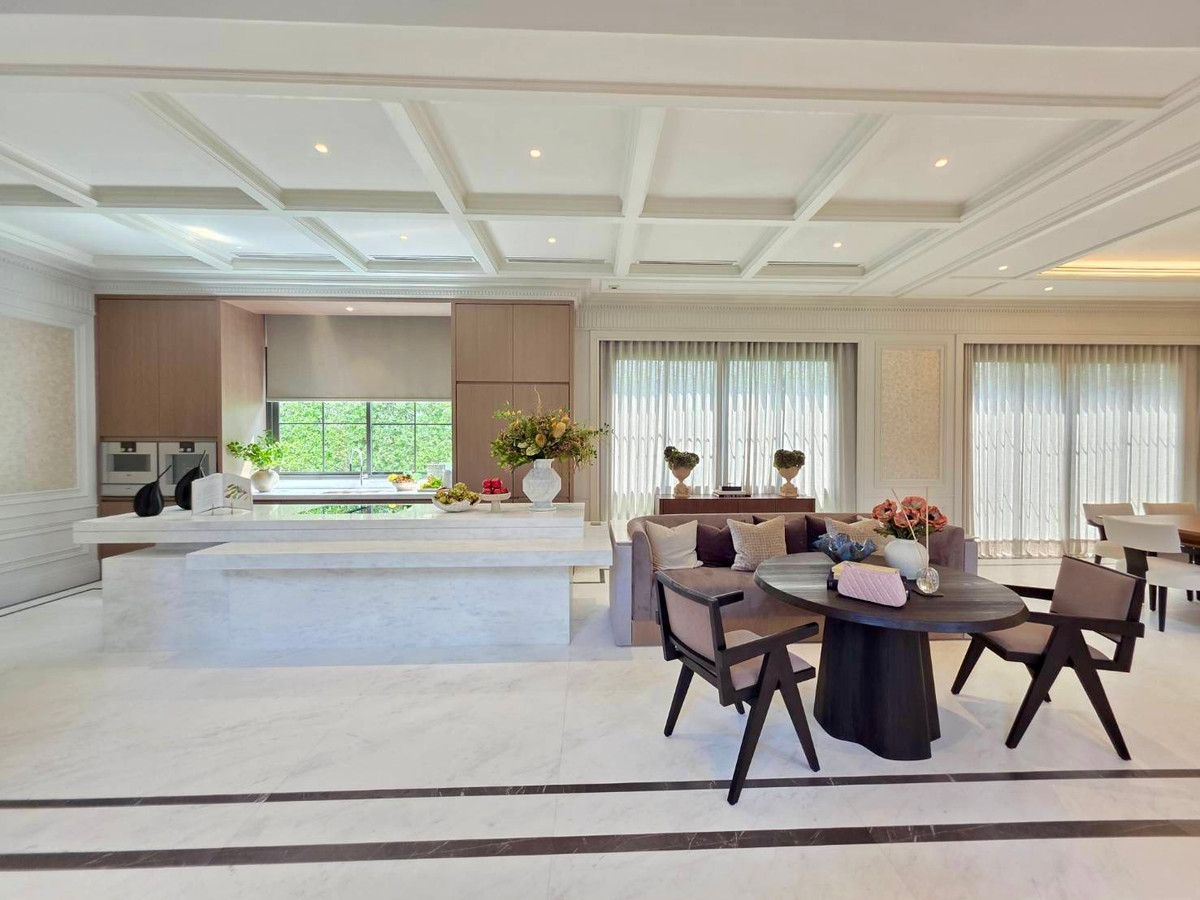 ขายบ้านปิ่นเกล้า จรัญสนิทวงศ์ : Narasiri Borommaratchachonnani: Size L Cumberland 212sqwah 843sqm. 5bed 7bath 100,000,000 Am: 0656199198