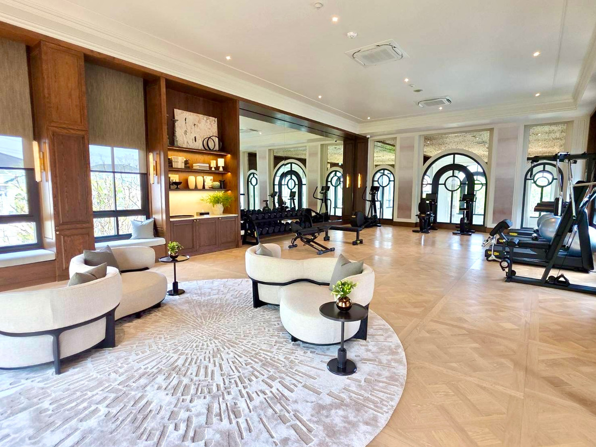 ขายบ้านปิ่นเกล้า จรัญสนิทวงศ์ : Narasiri Borommaratchachonnani: Size L Cumberland 212sqwah 843sqm. 5bed 7bath 100,000,000 Am: 0656199198