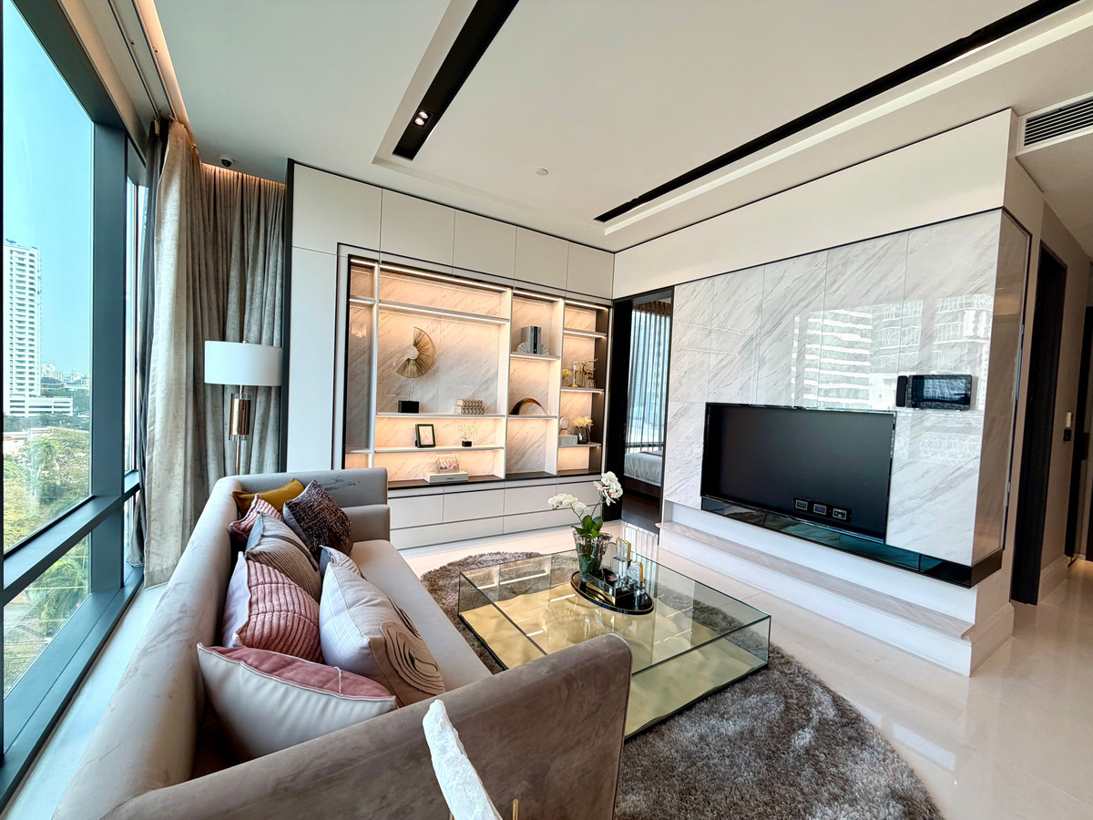 For SaleCondoSukhumvit, Asoke, Thonglor : Special UNIT With UNBLOCK VIEW FULLY DECORATE Pleas Call 0946503223