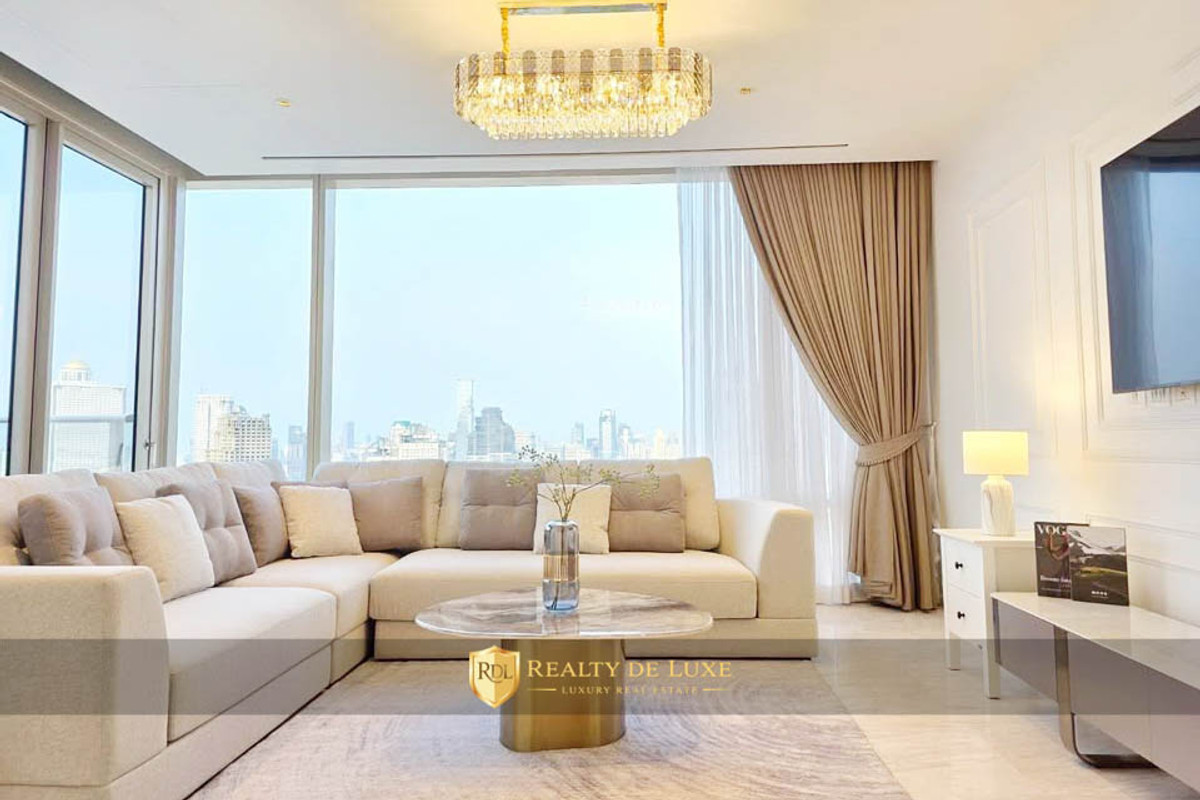 For RentCondoSathorn, Narathiwat : 𝐅𝐨𝐫 𝐑𝐞𝐧𝐭 𝐅𝐨𝐮𝐫 𝐒𝐞𝐚𝐬𝐨𝐧𝐬 𝐏𝐫𝐢𝐯𝐚𝐭𝐞 𝐑𝐞𝐬𝐢𝐝𝐞𝐧𝐜𝐞𝐬, 𝐛𝐞𝐚𝐮𝐭𝐢𝐟𝐮𝐥𝐥𝐲 𝐝𝐞𝐜𝐨𝐫𝐚𝐭𝐞𝐝, 𝐬𝐭𝐮𝐧𝐧𝐢𝐧𝐠 𝐯𝐢𝐞𝐰𝐬 𝐨𝐟 𝐭𝐡𝐞 𝐂𝐡𝐚𝐨 𝐏𝐡𝐫𝐚𝐲𝐚 𝐑𝐢𝐯𝐞𝐫