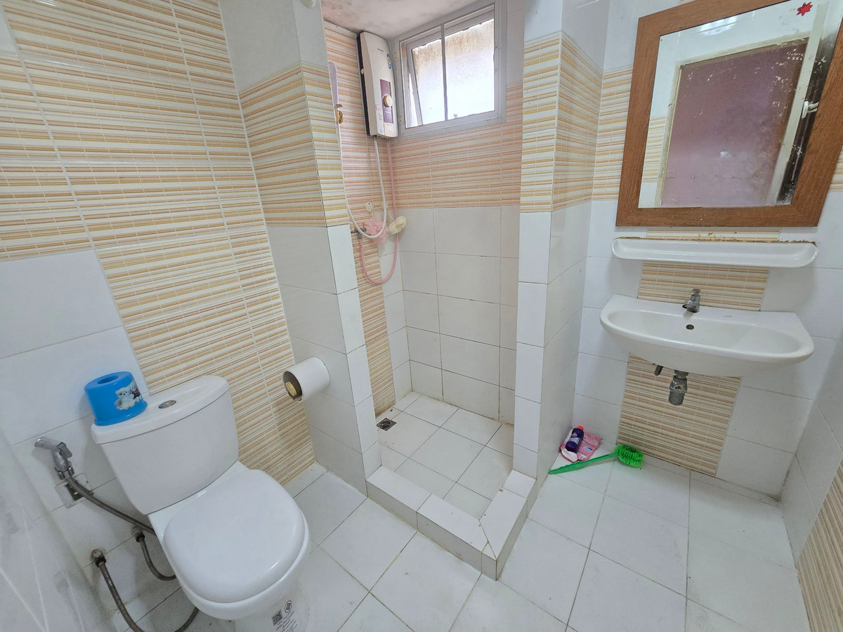 ให้เช่าบ้านลาดกระบัง สุวรรณภูมิ : ให้เช่า บ้านเดี่ยว2ชั้น  52ตรว. อยู่ถนนร่มเกล้า- เลียบมอเตอร์เวย์   ใกล้สนามบินสุวรรณภูมิ